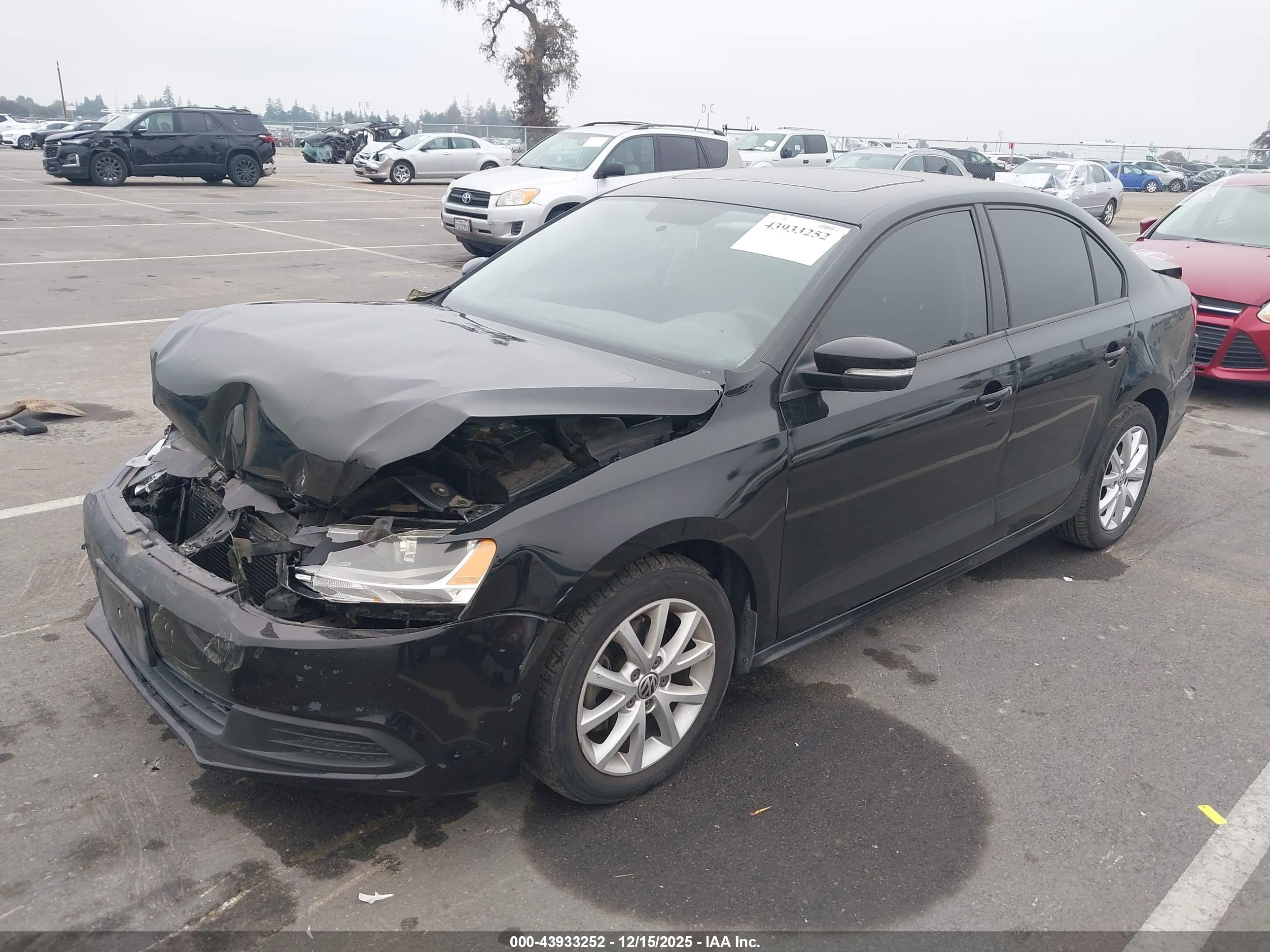 VOLKSWAGEN JETTA image 2