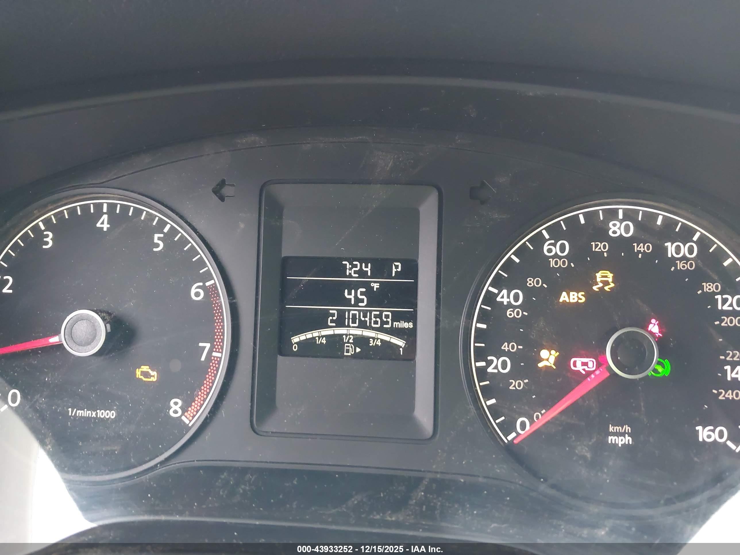VOLKSWAGEN JETTA image 7