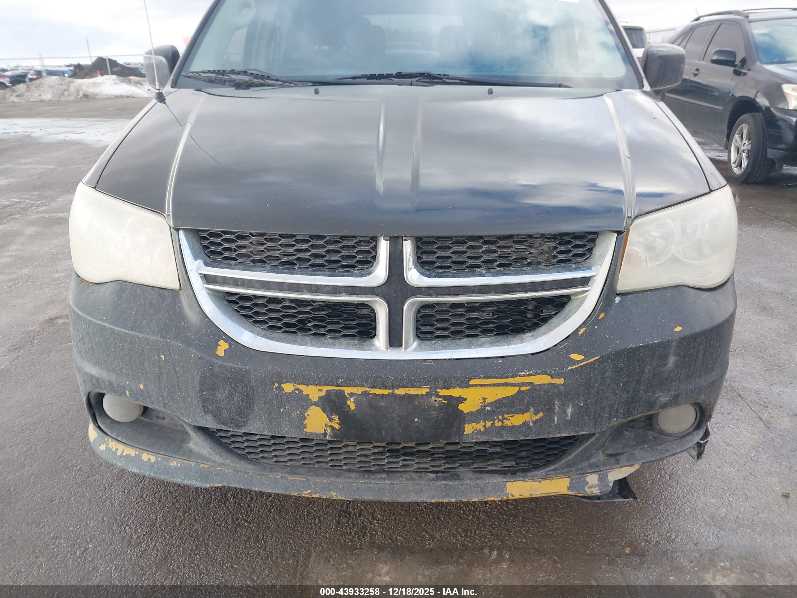 DODGE GRAND image 6