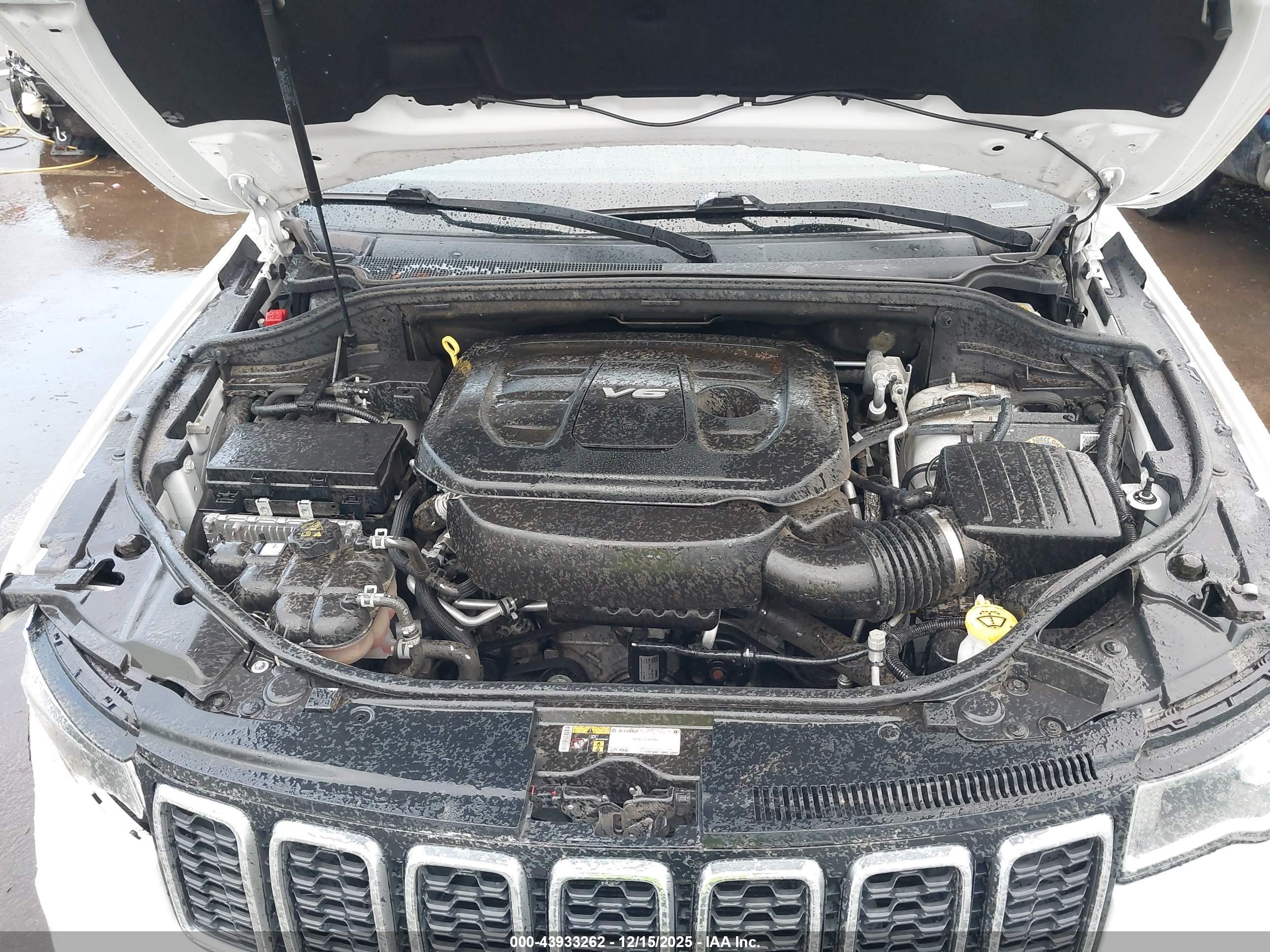 JEEP GRAND image 10