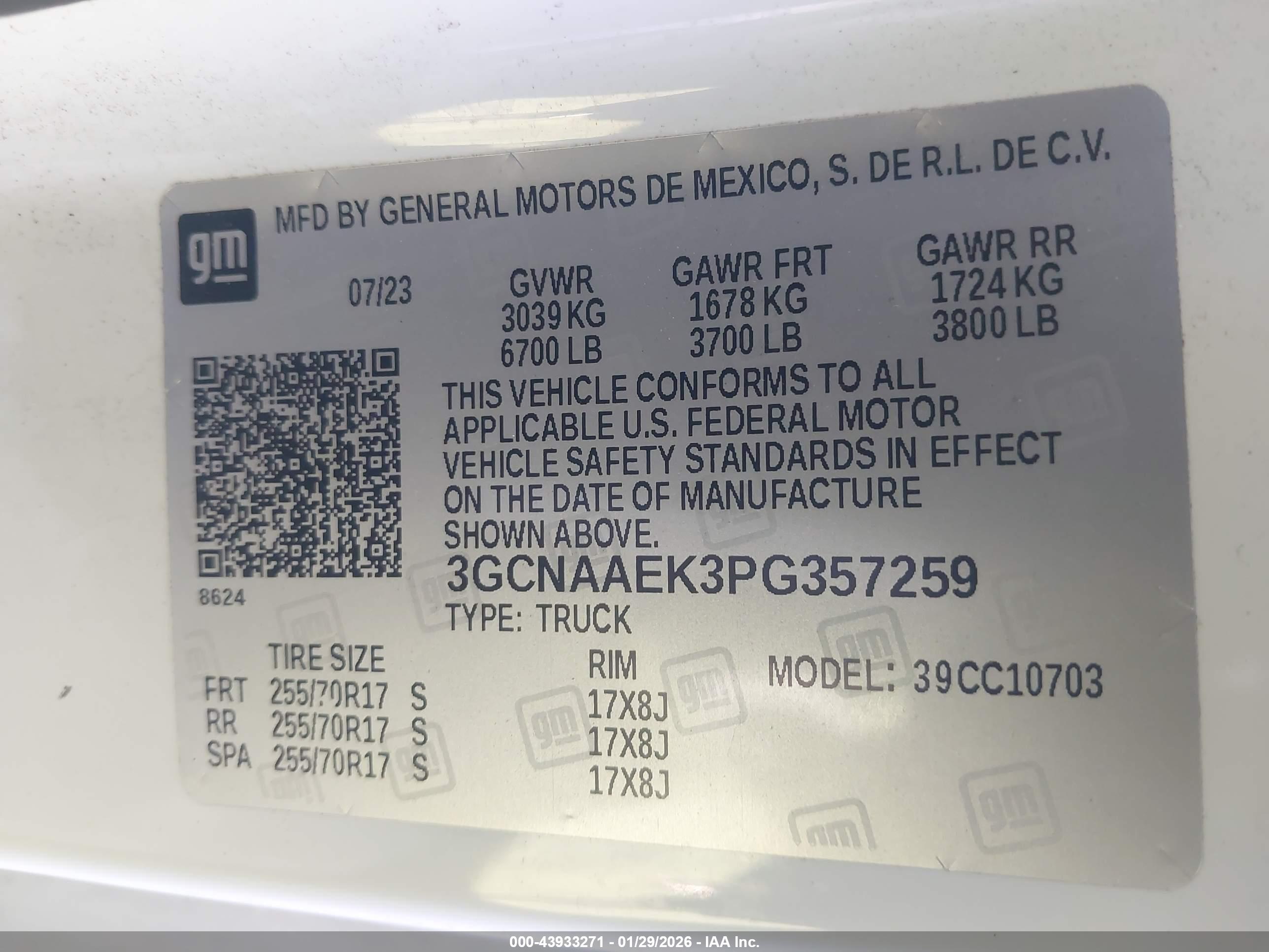 CHEVROLET SILVERADO image 9