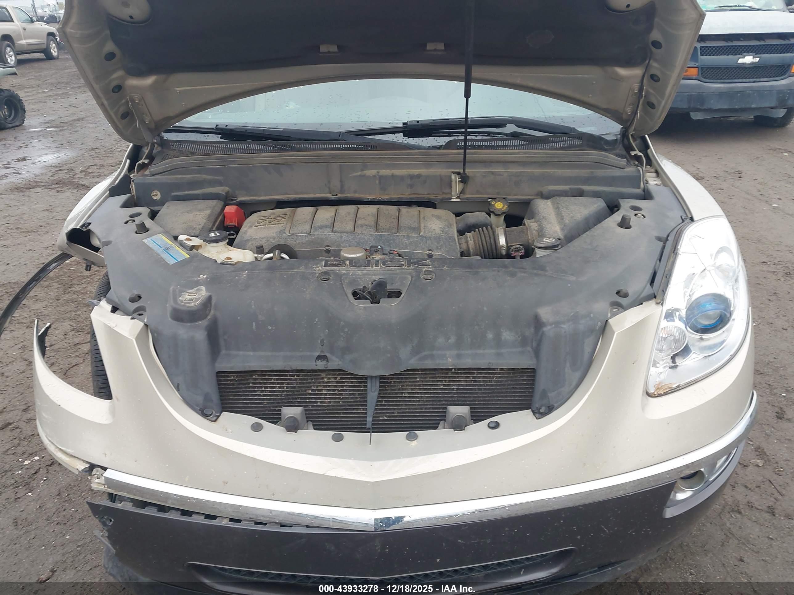 BUICK ENCLAVE image 10