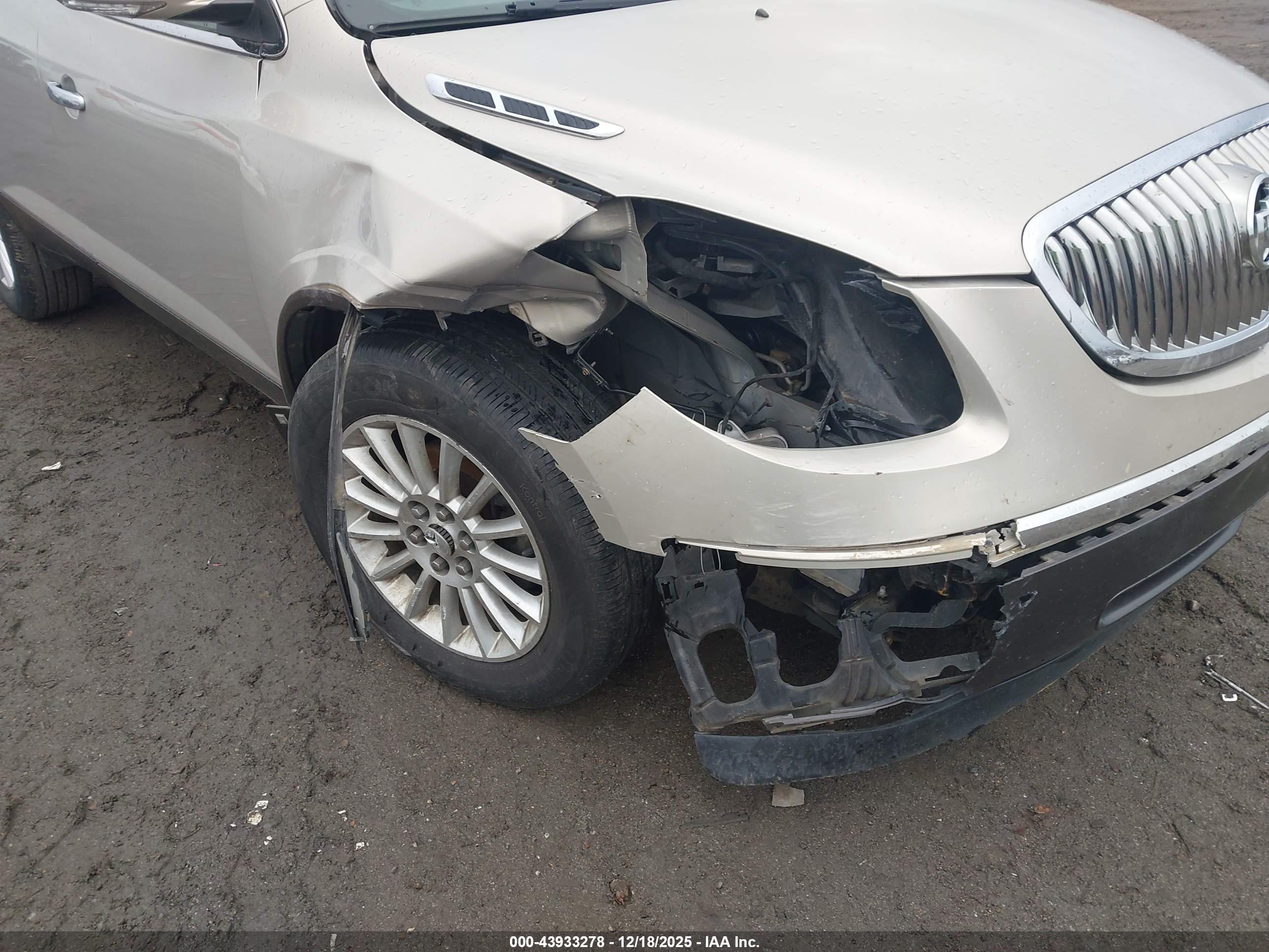 BUICK ENCLAVE image 6