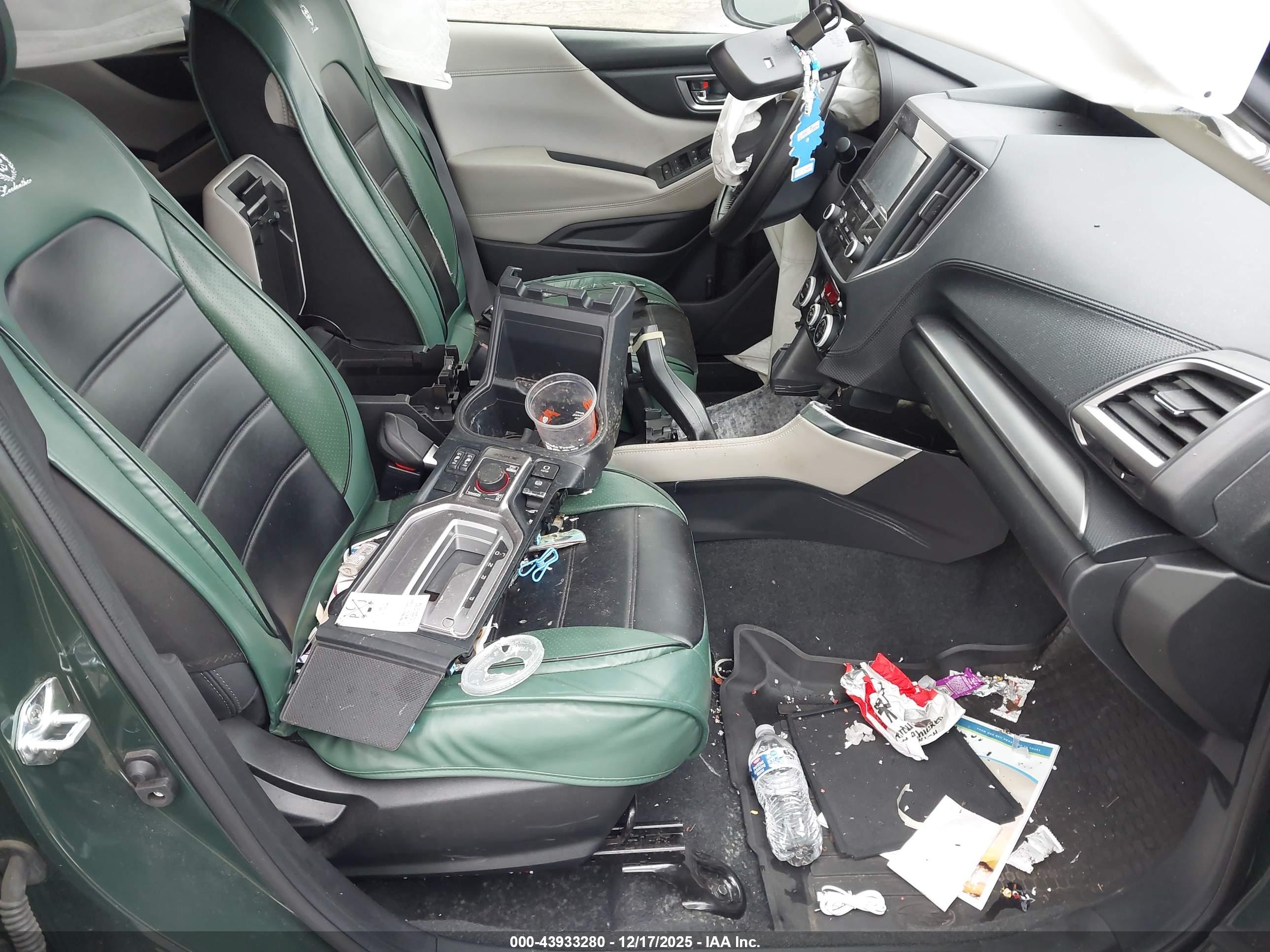 SUBARU FORESTER image 5