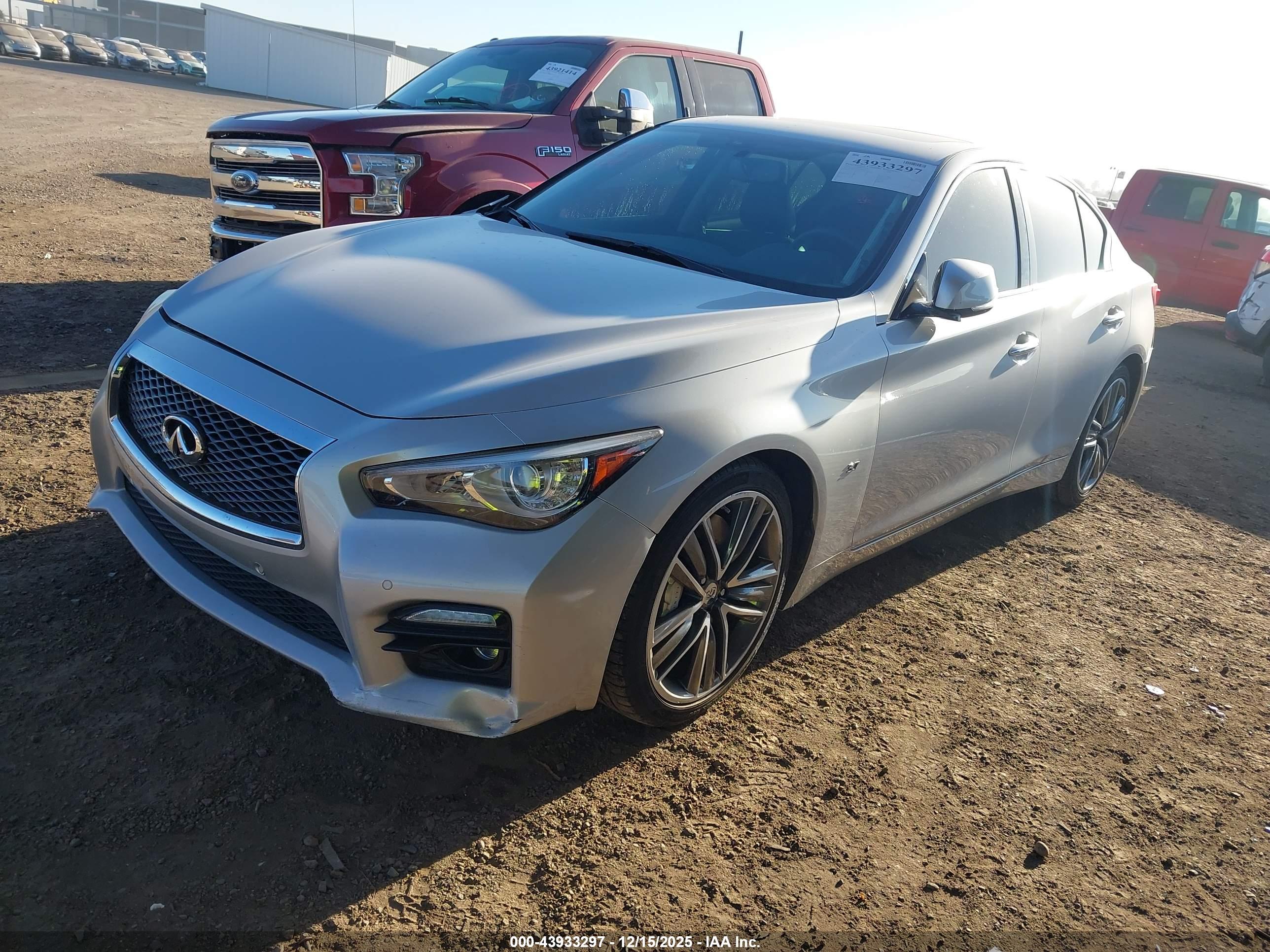 INFINITI Q50 image 2