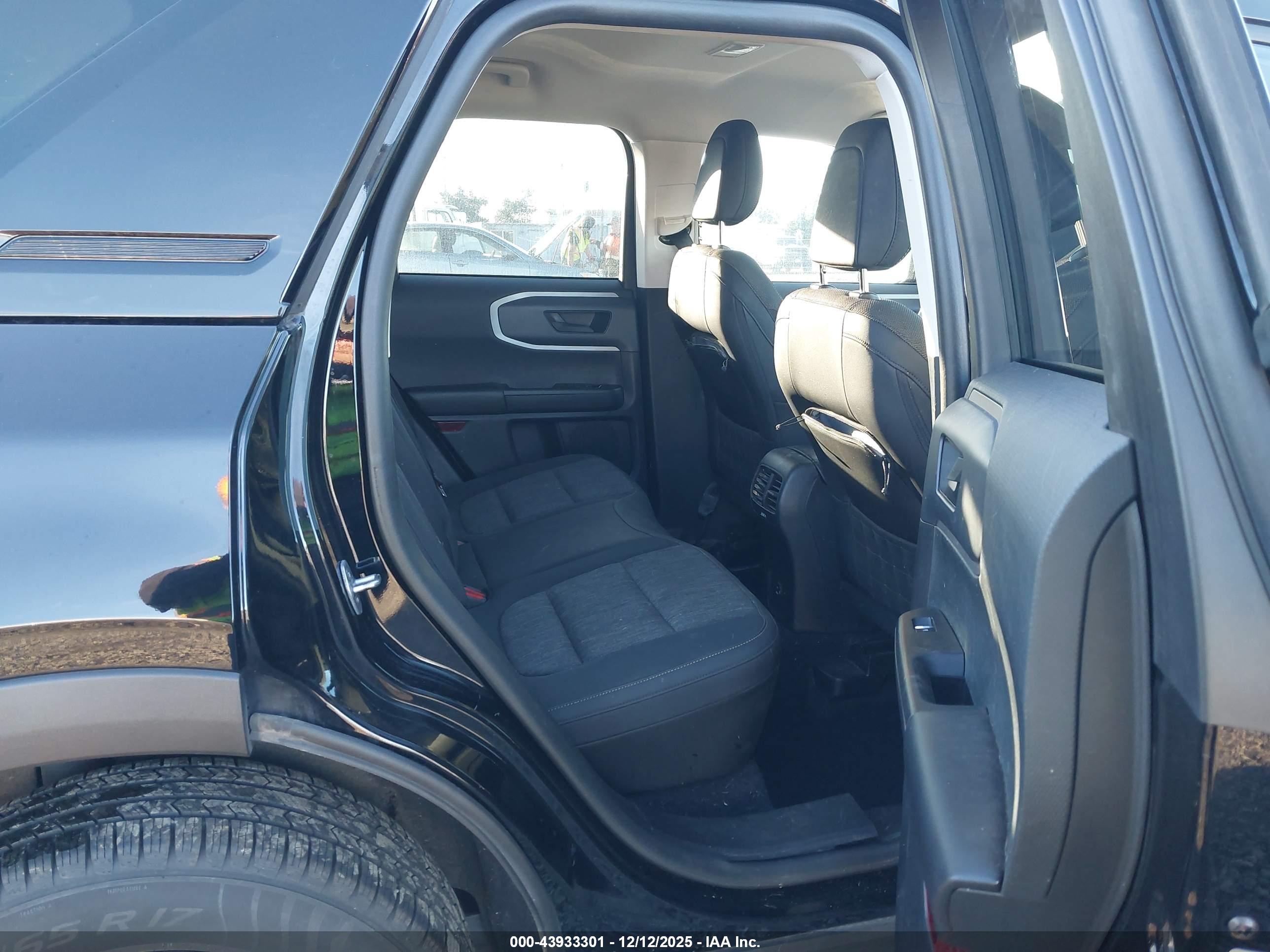 FORD BRONCO image 8