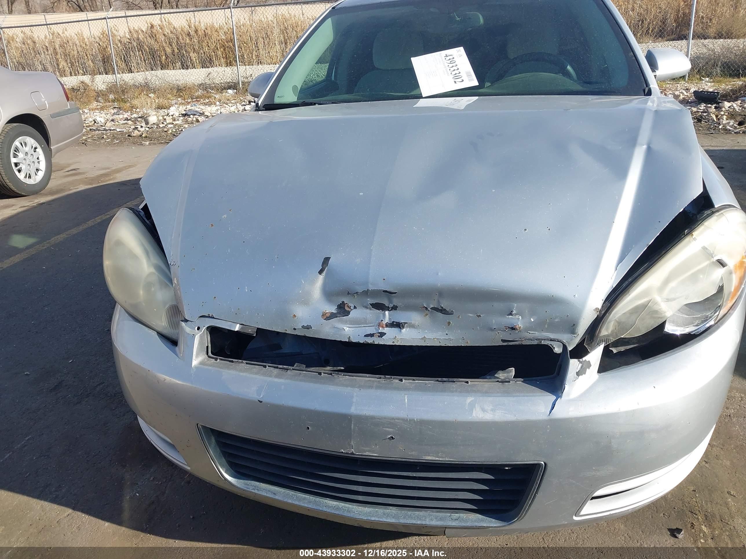 CHEVROLET IMPALA image 6