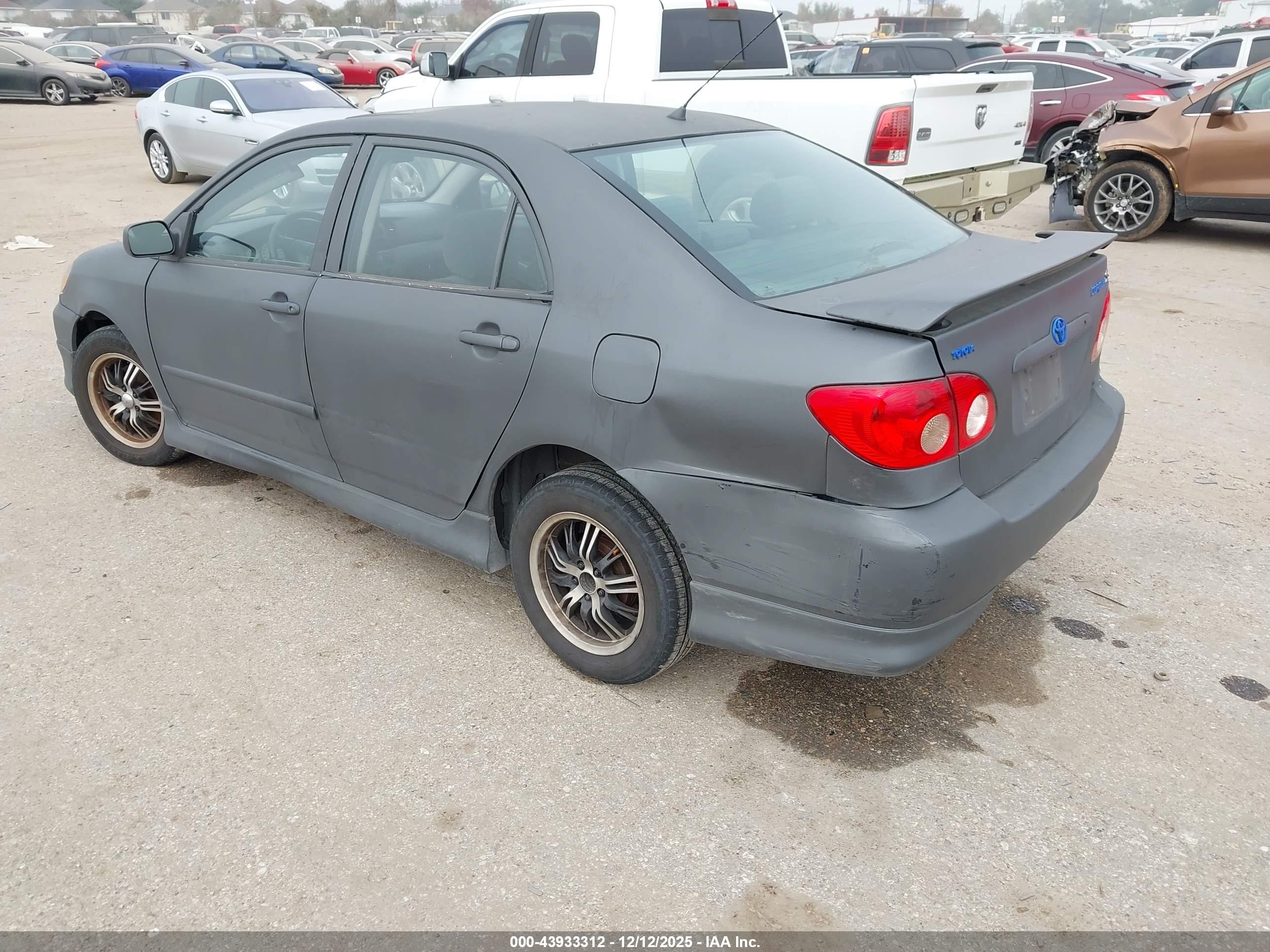 TOYOTA COROLLA image 3