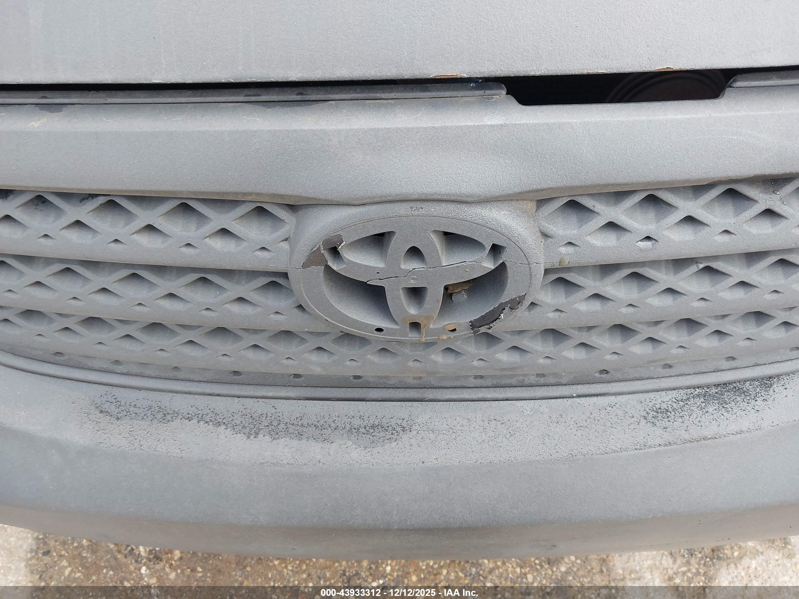 TOYOTA COROLLA image 6