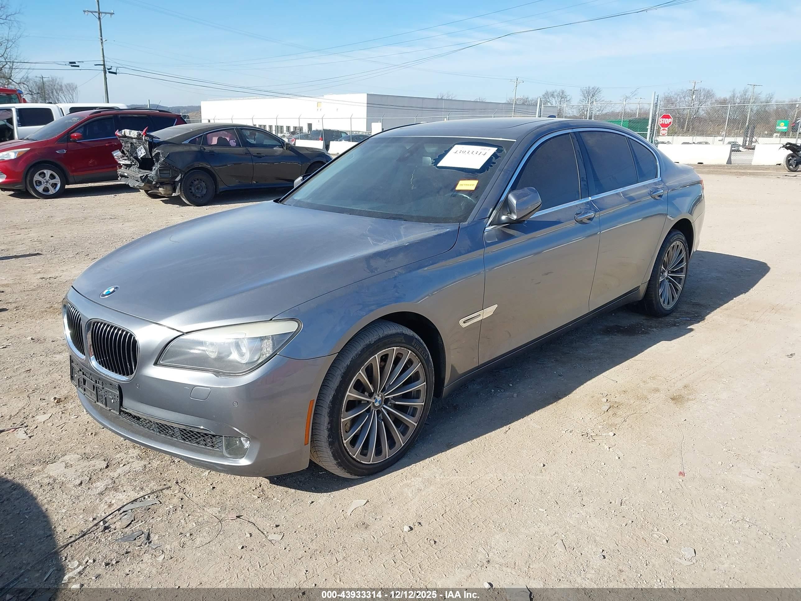 BMW 740I image 2
