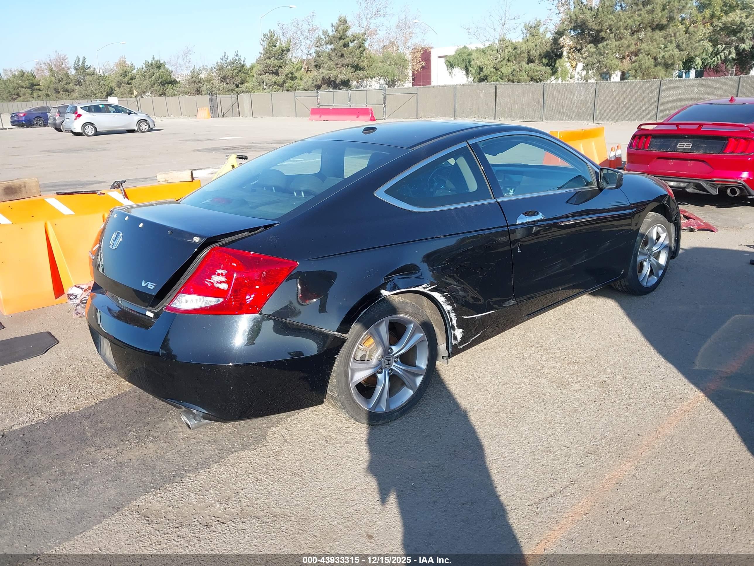 HONDA ACCORD image 4