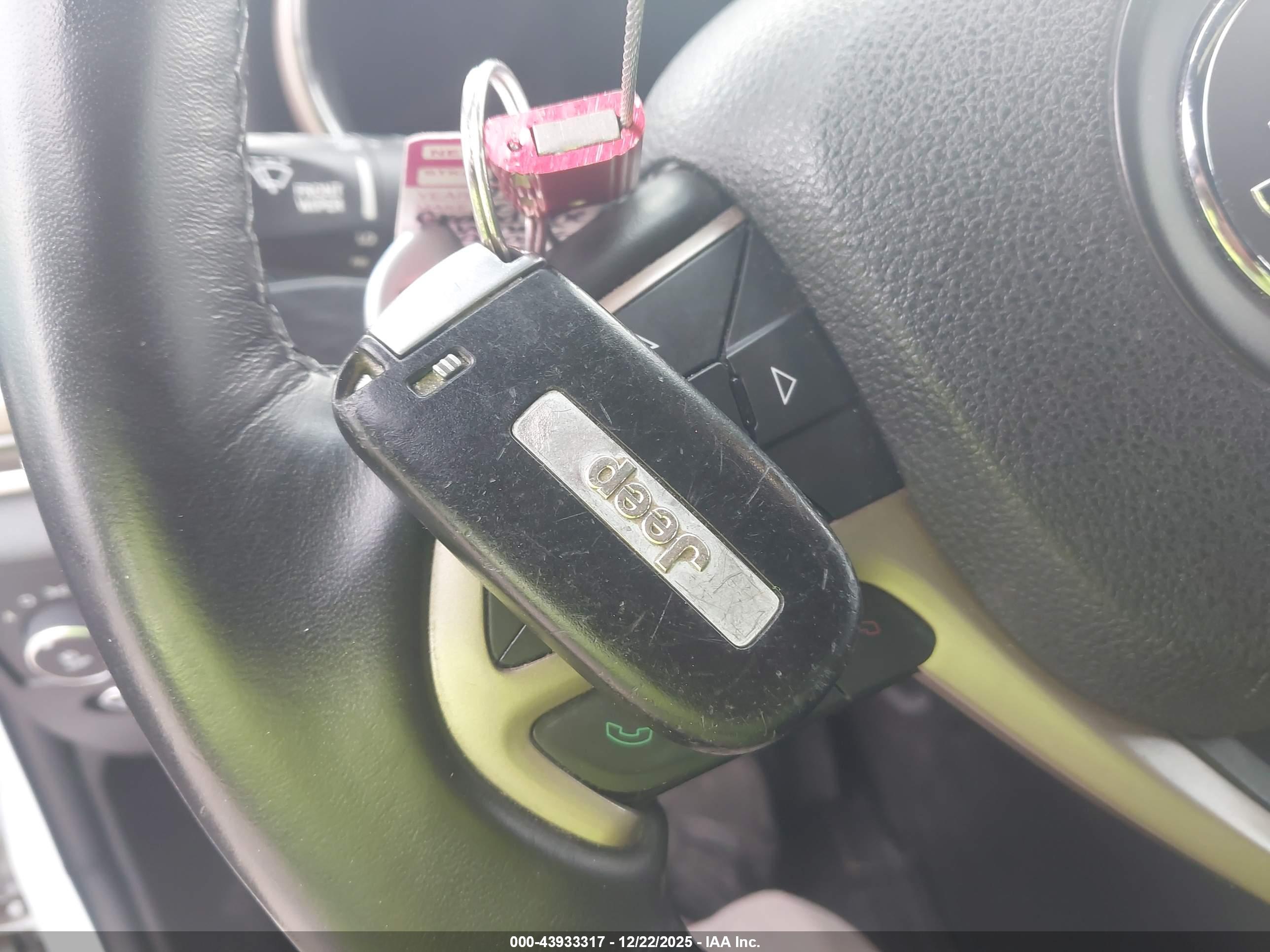 JEEP GRAND image 11