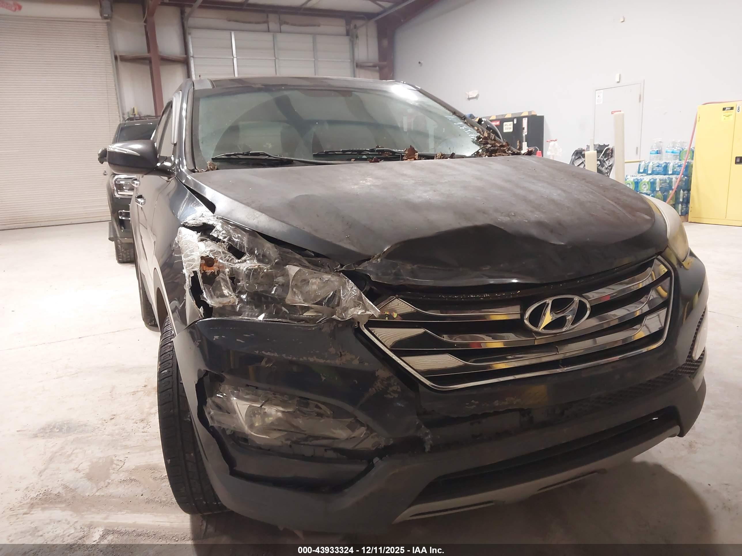 HYUNDAI SANTA image 6