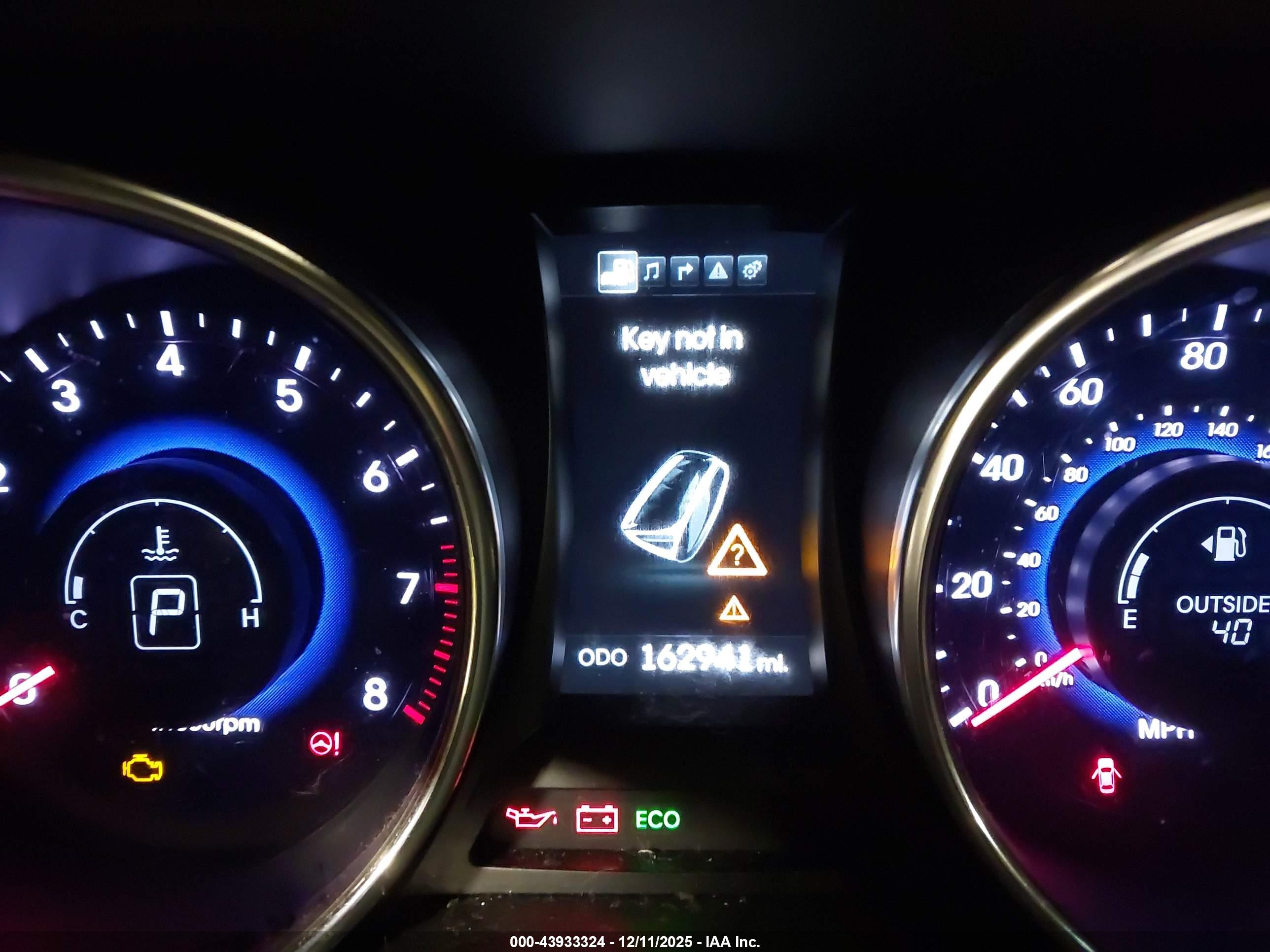 HYUNDAI SANTA image 7