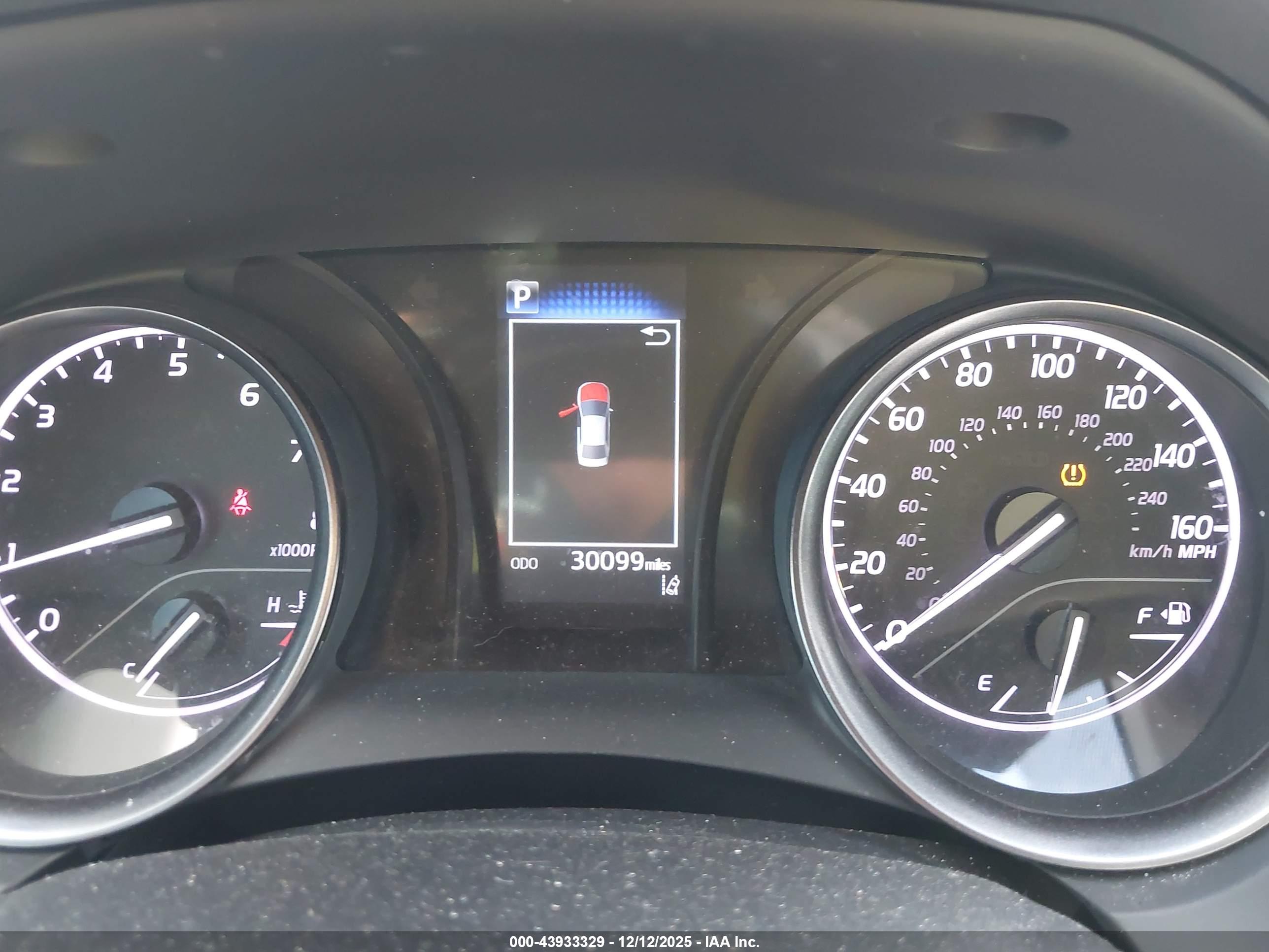 TOYOTA CAMRY image 7