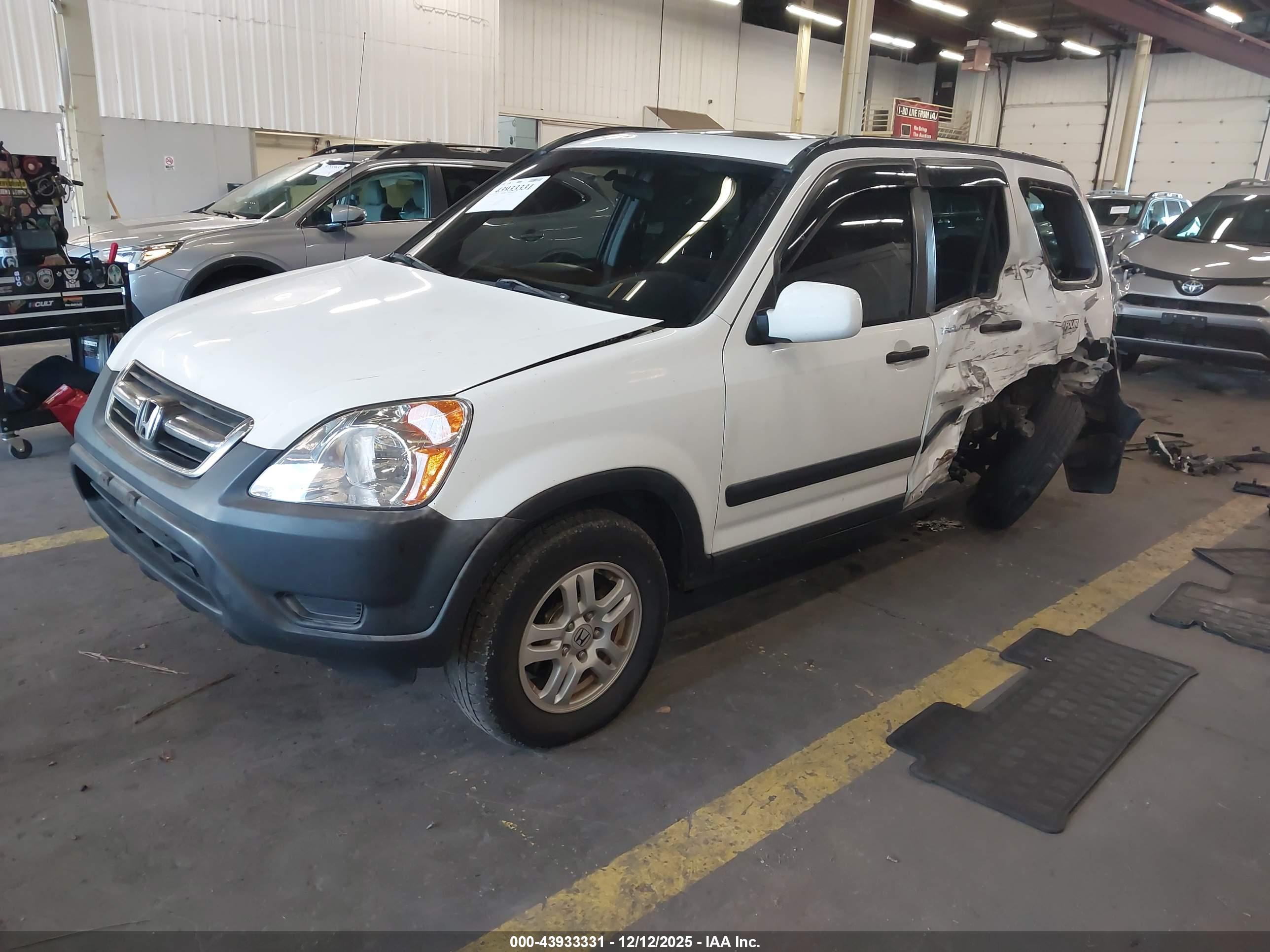HONDA CR-V image 2