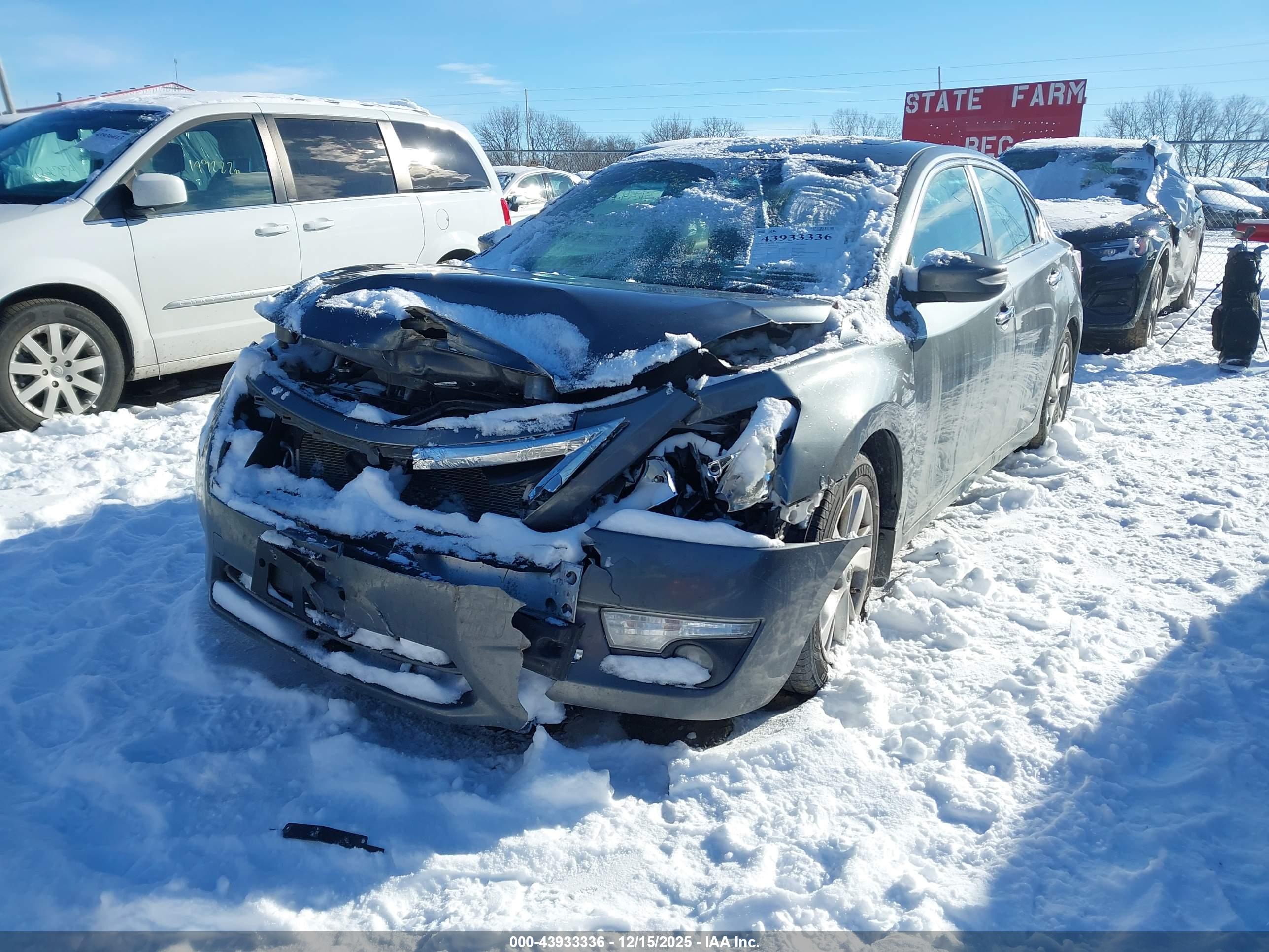 NISSAN ALTIMA image 2