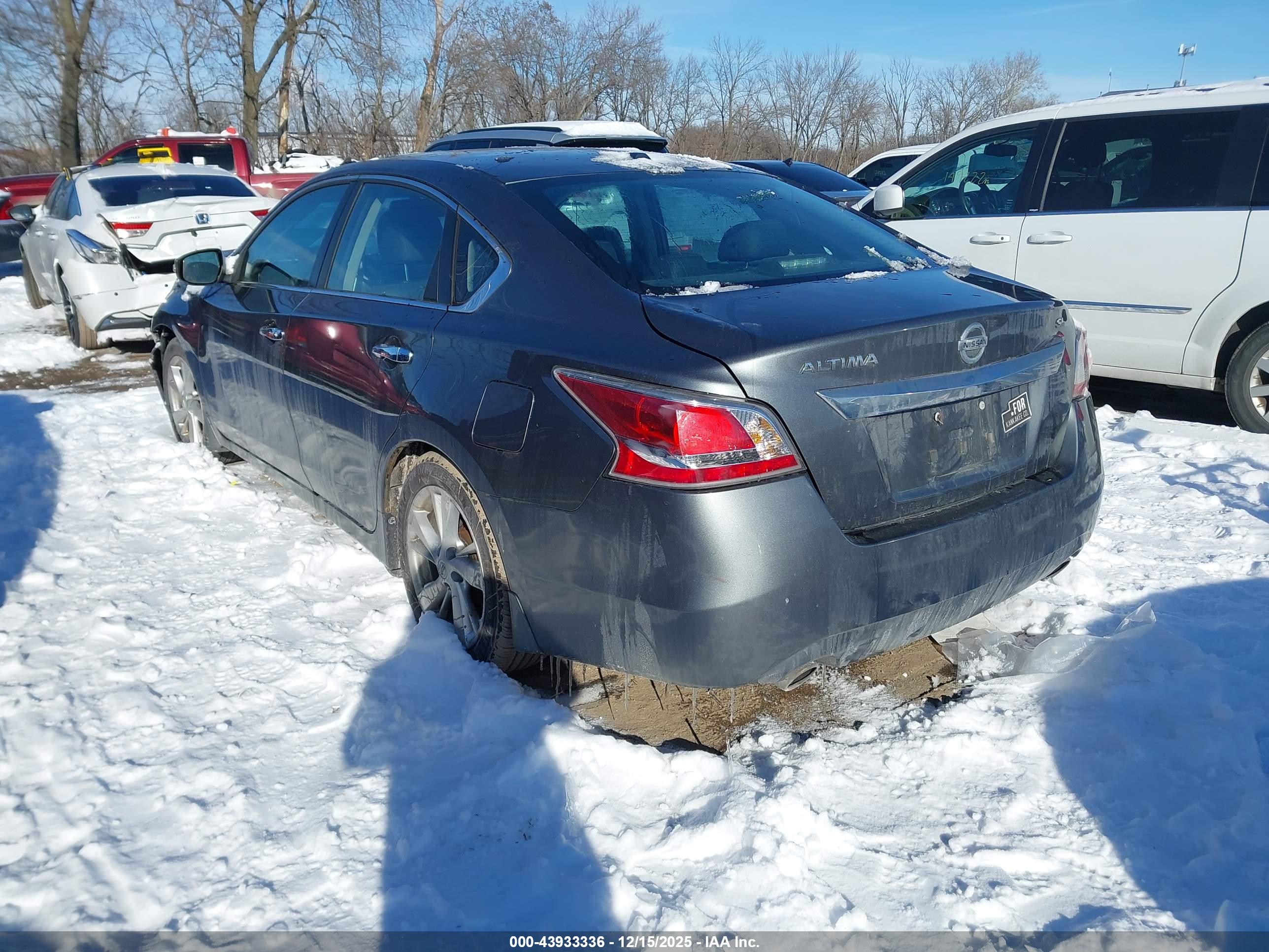 NISSAN ALTIMA image 3