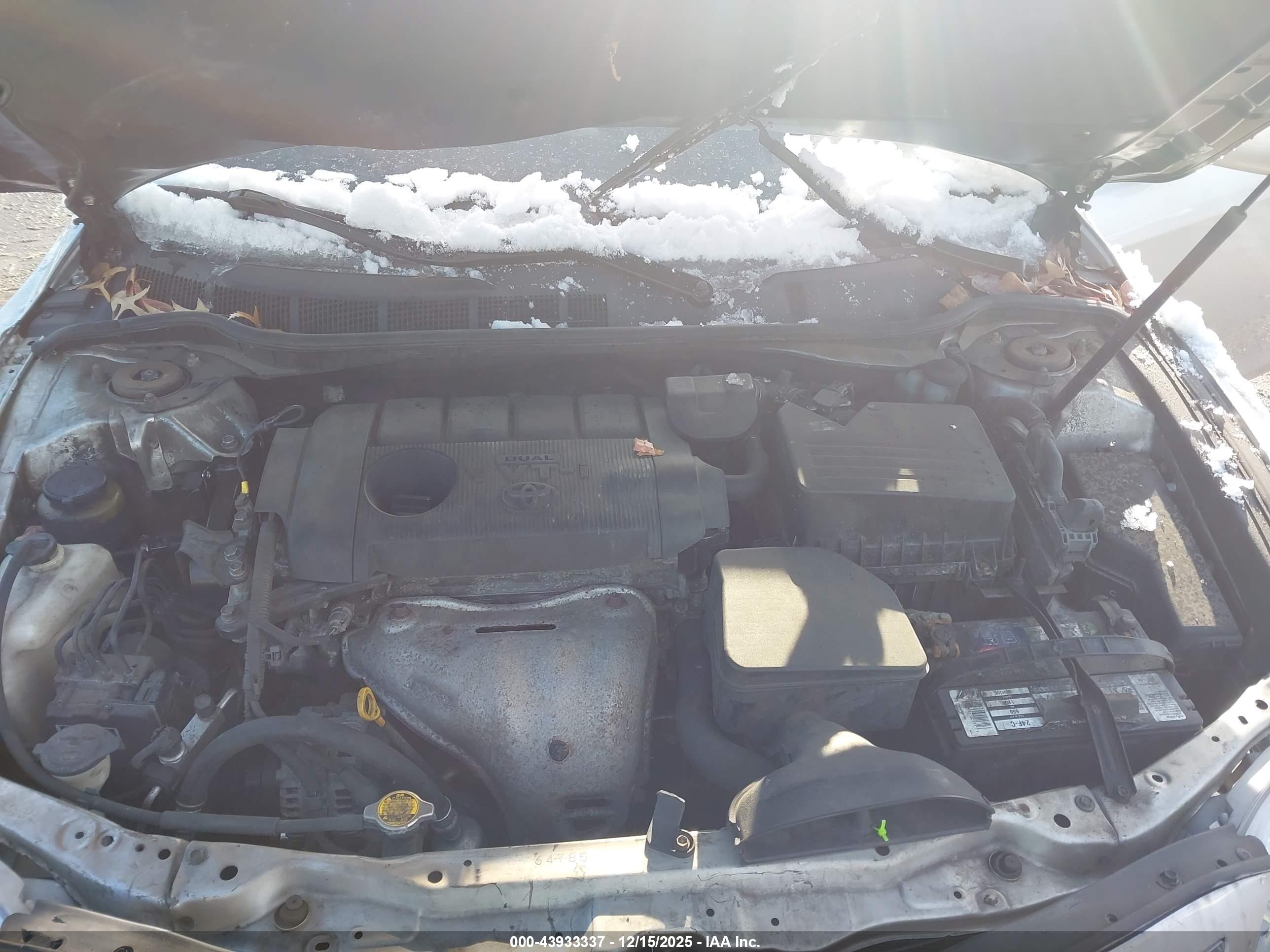 TOYOTA CAMRY image 10