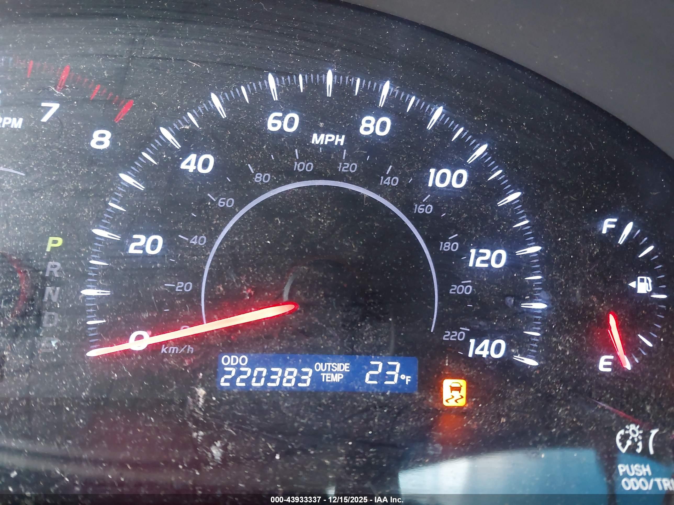 TOYOTA CAMRY image 7