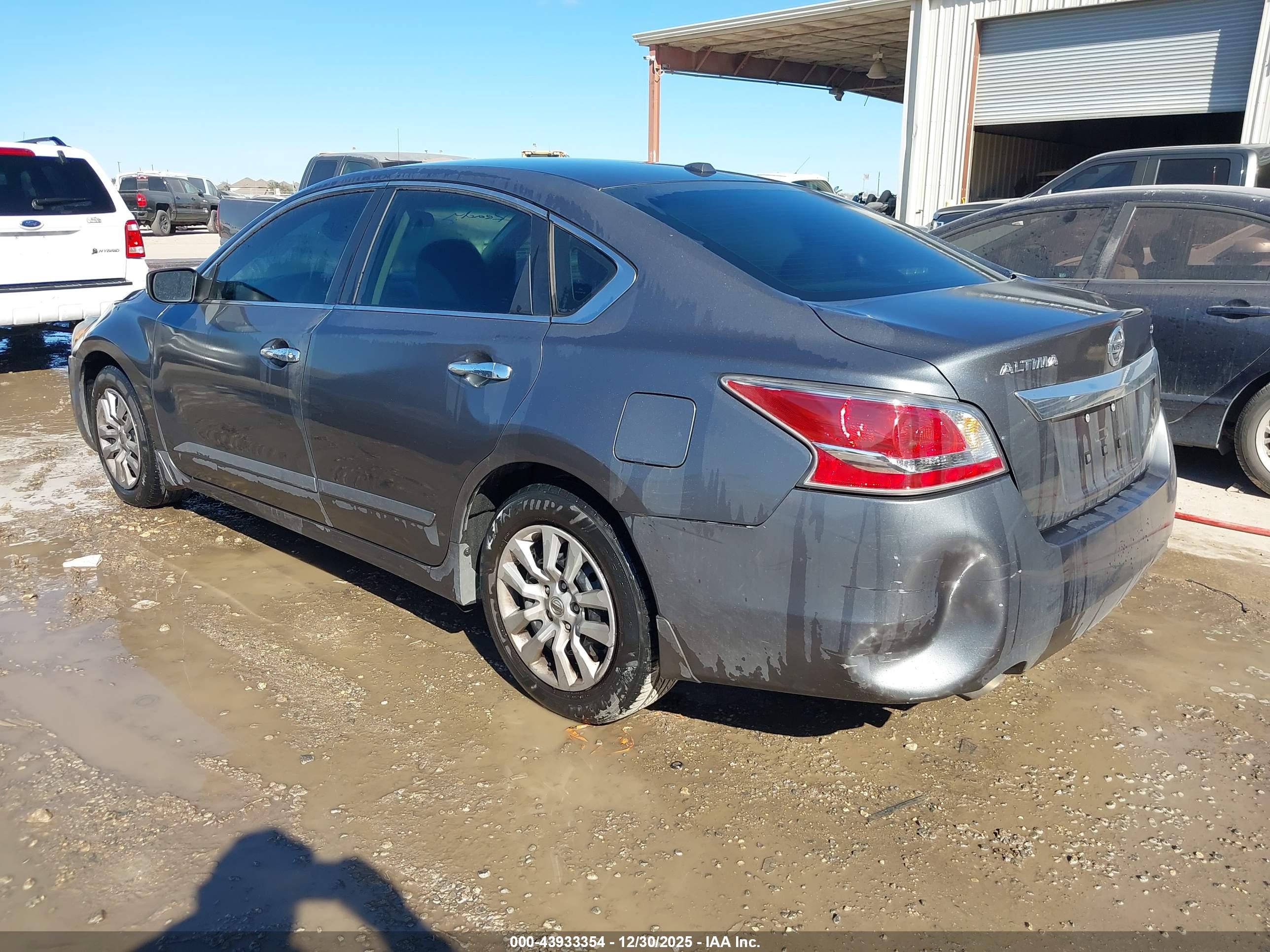 NISSAN ALTIMA image 3