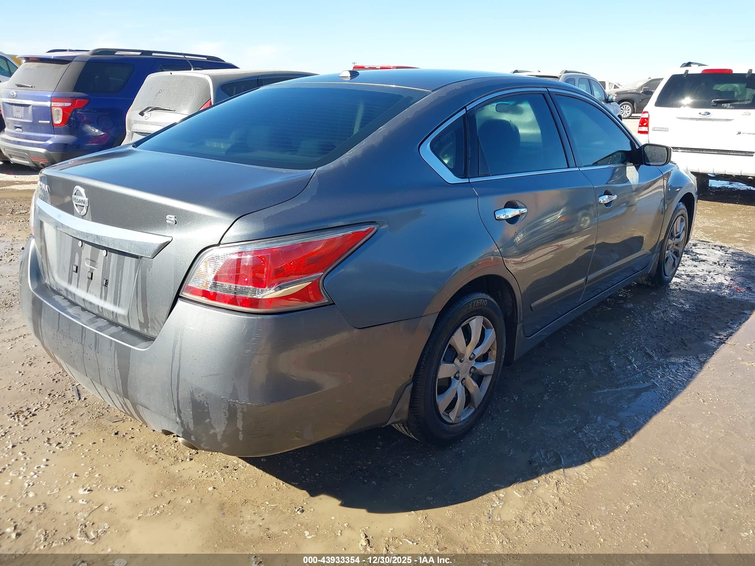 NISSAN ALTIMA image 4