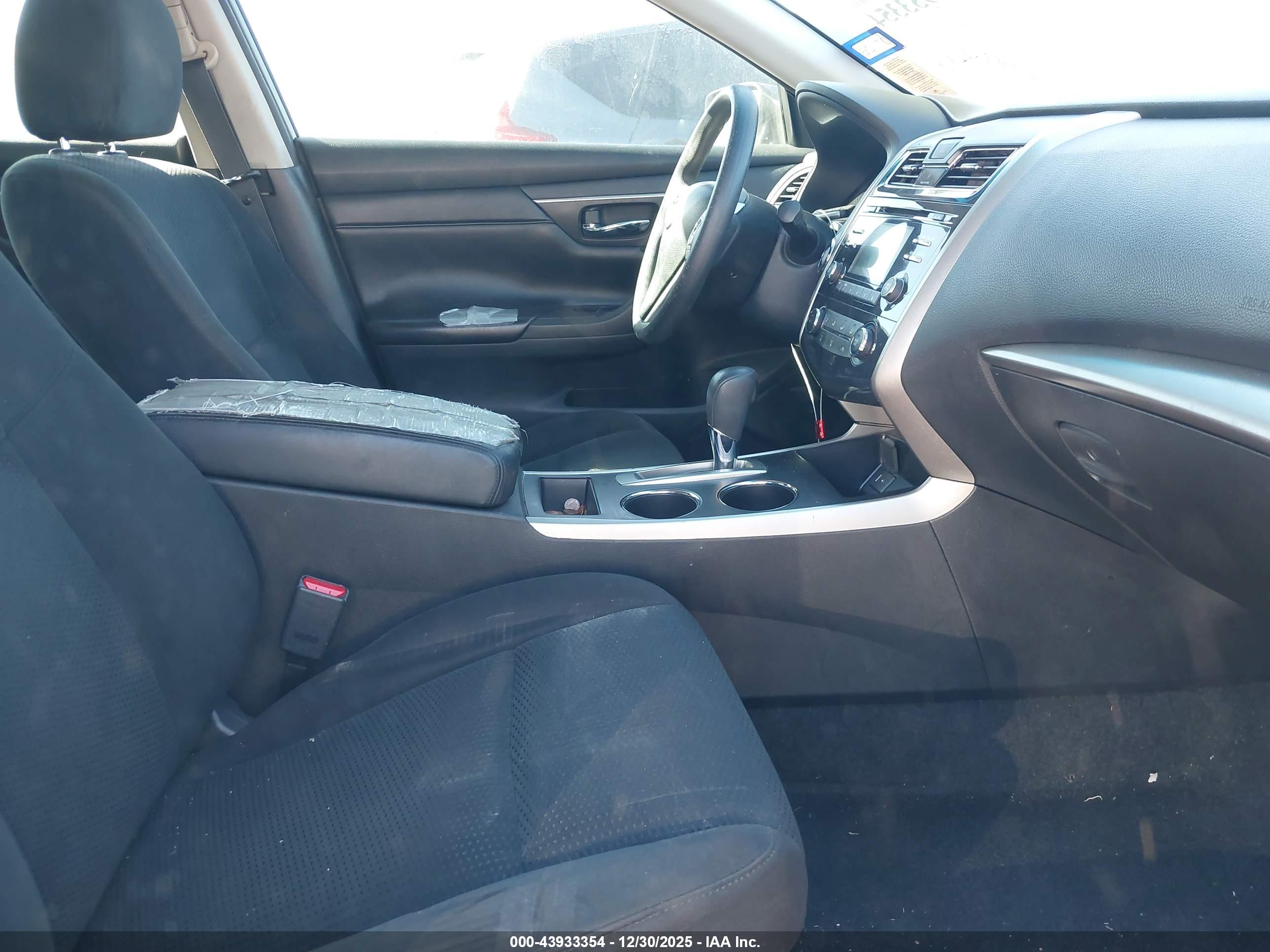 NISSAN ALTIMA image 5