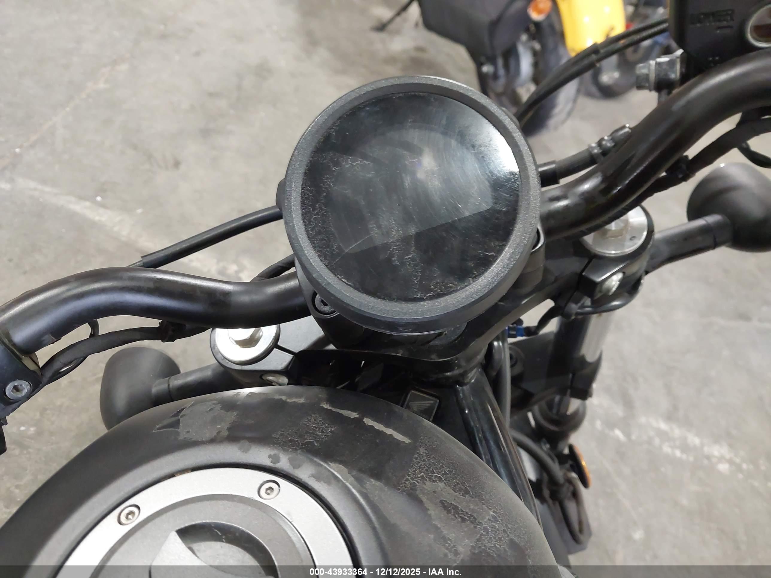 HONDA CMX500 image 7