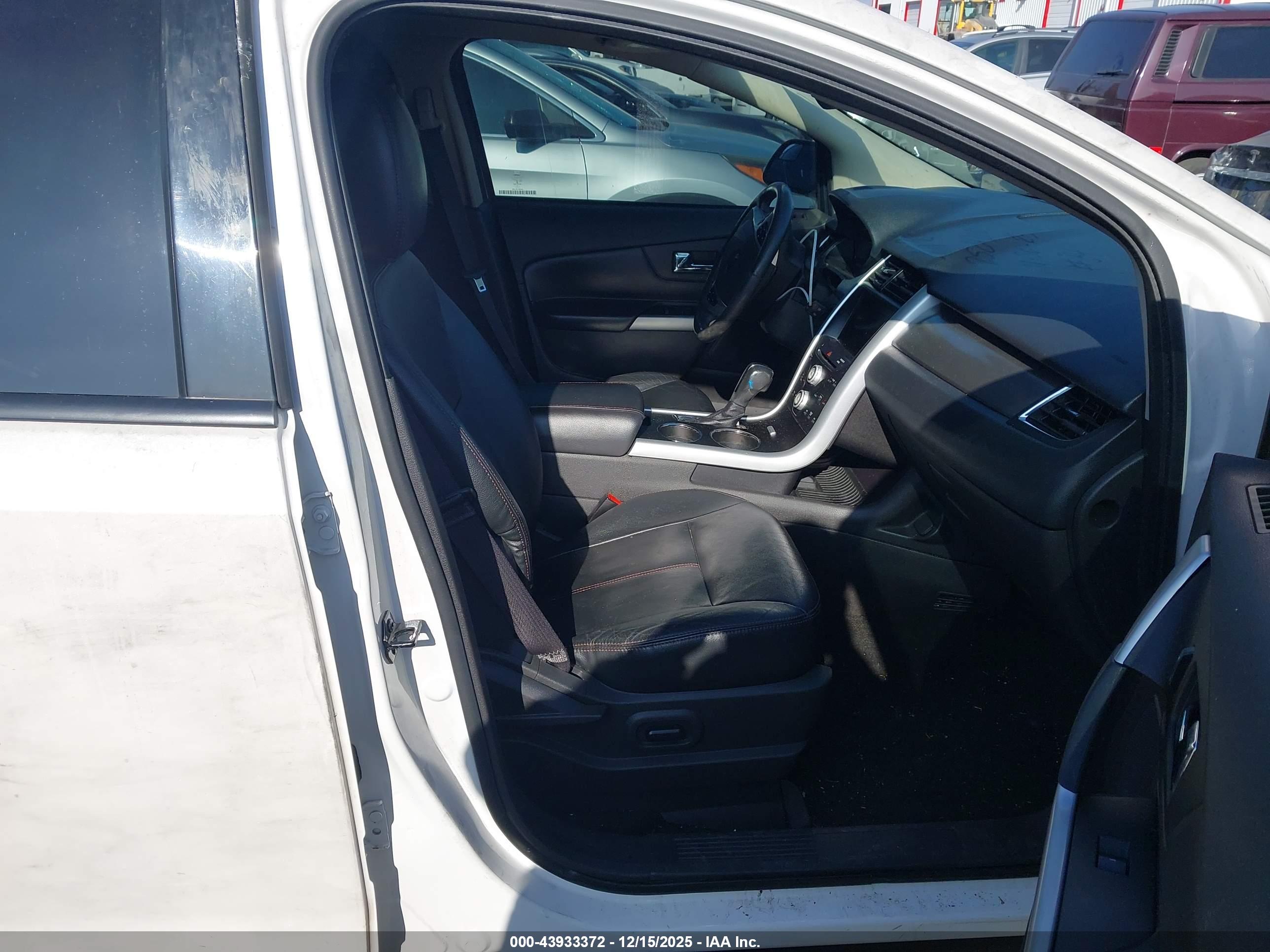 FORD EDGE image 5