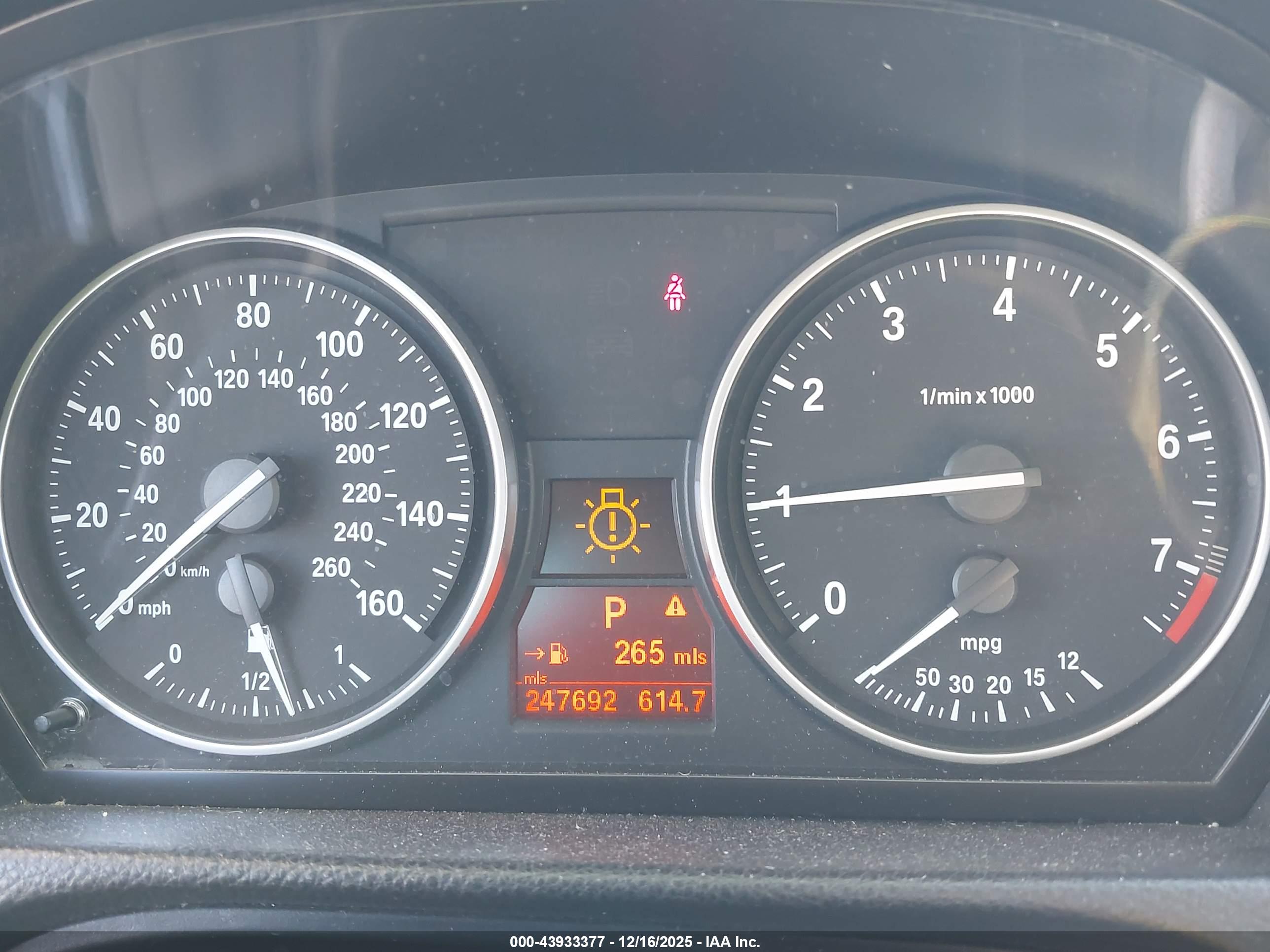 BMW 328I image 7