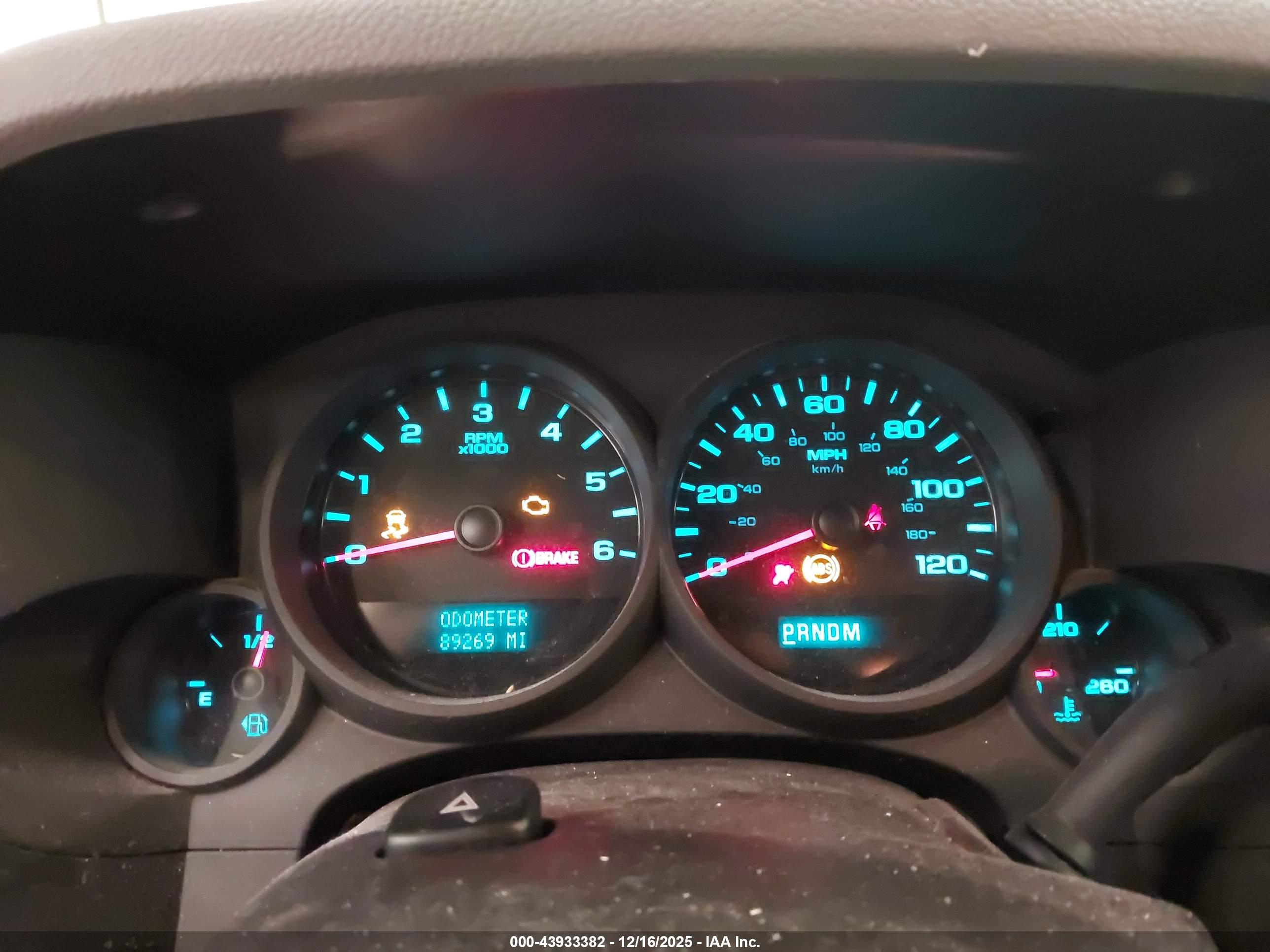 CHEVROLET SILVERADO image 7
