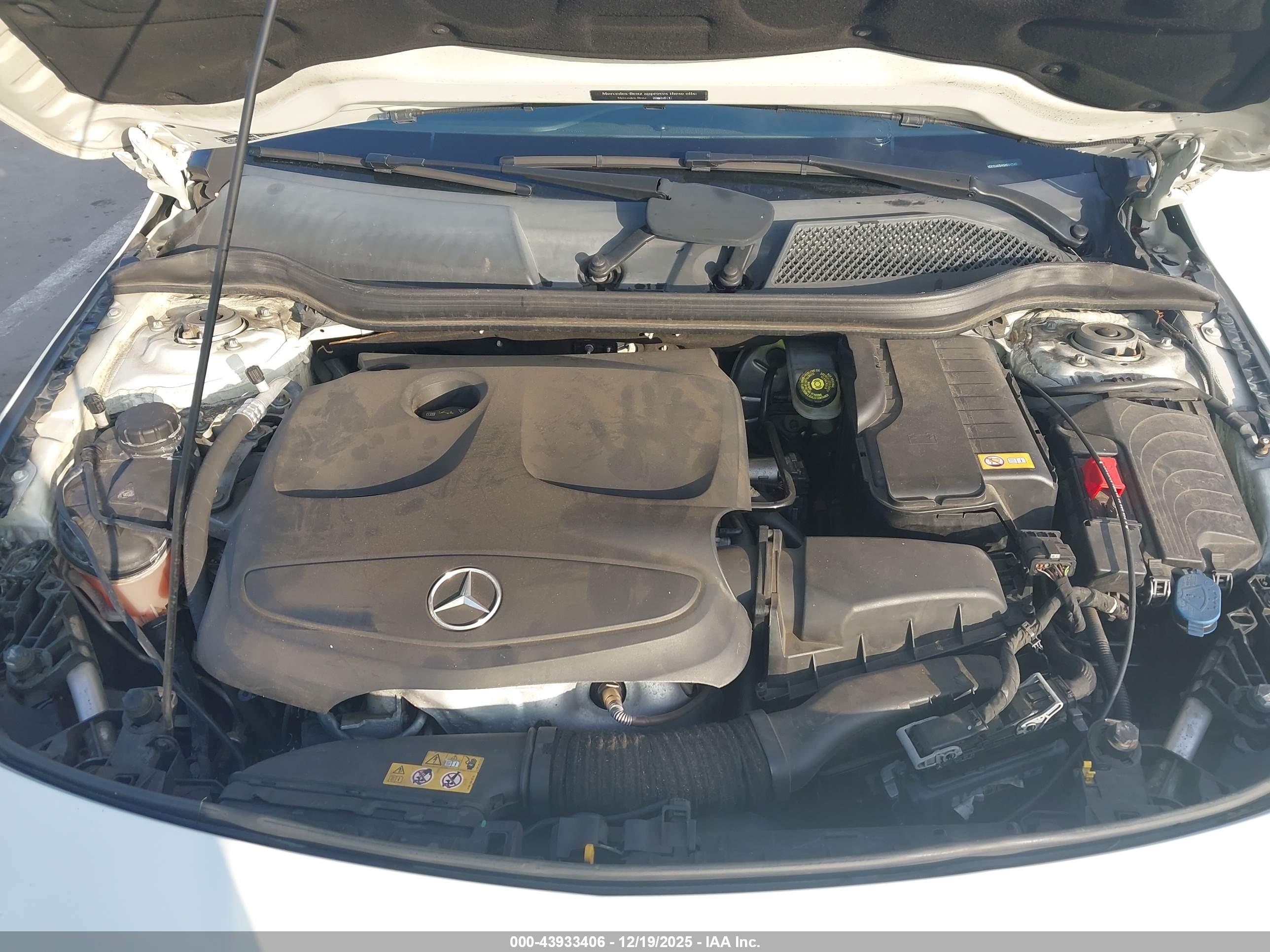 MERCEDES-BENZ CLA image 10