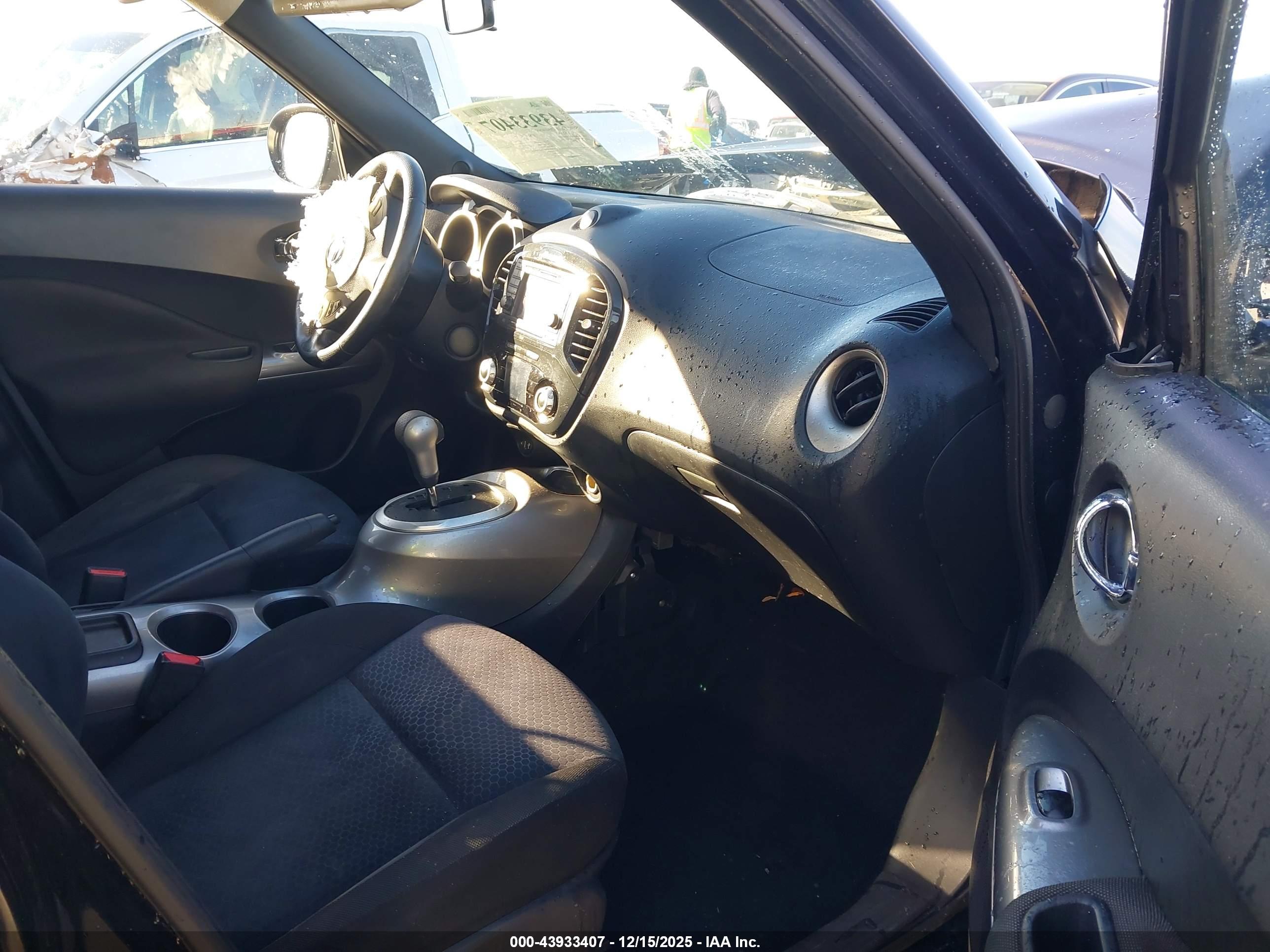 NISSAN JUKE image 5