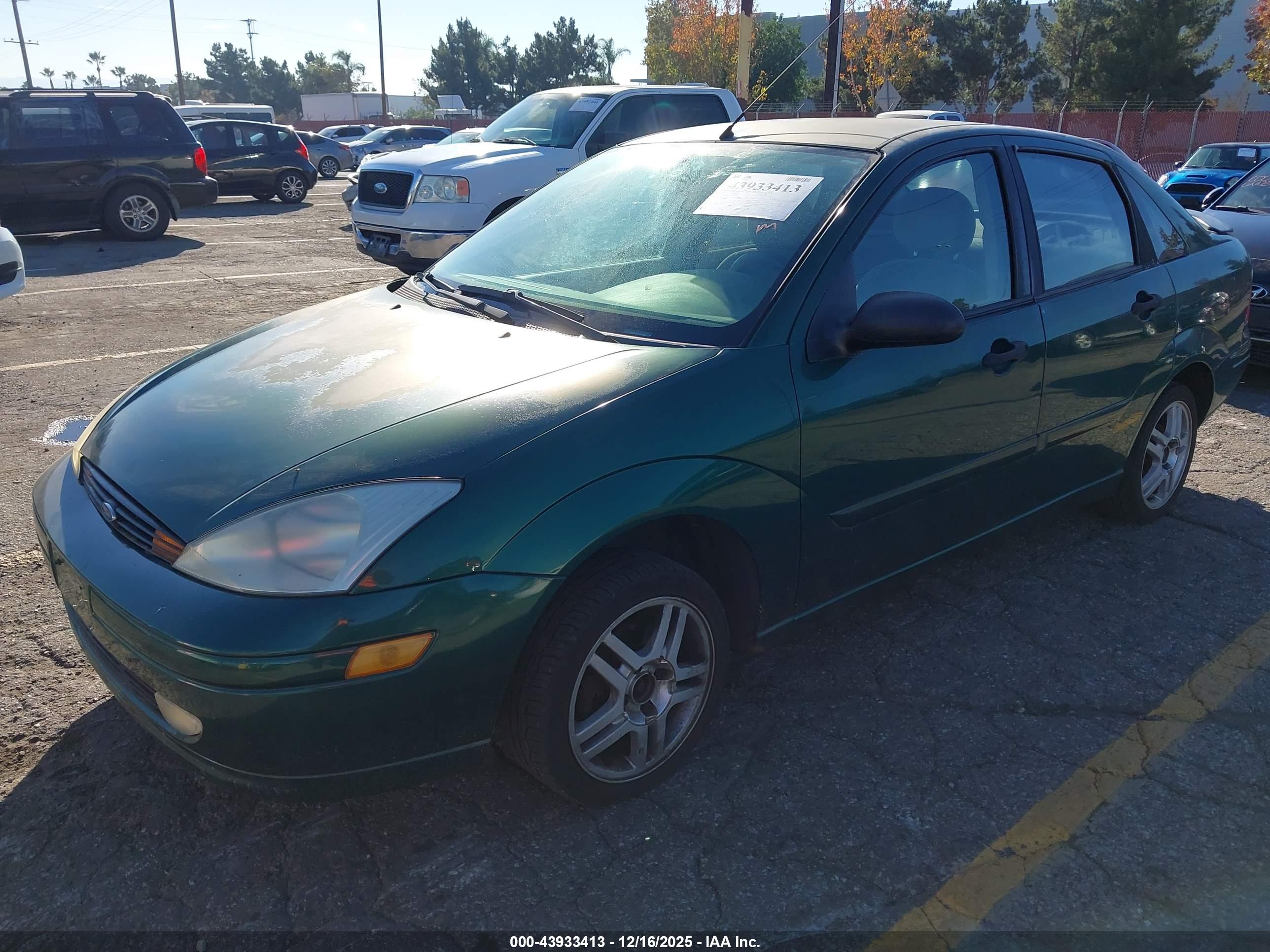 FORD FOCUS image 2
