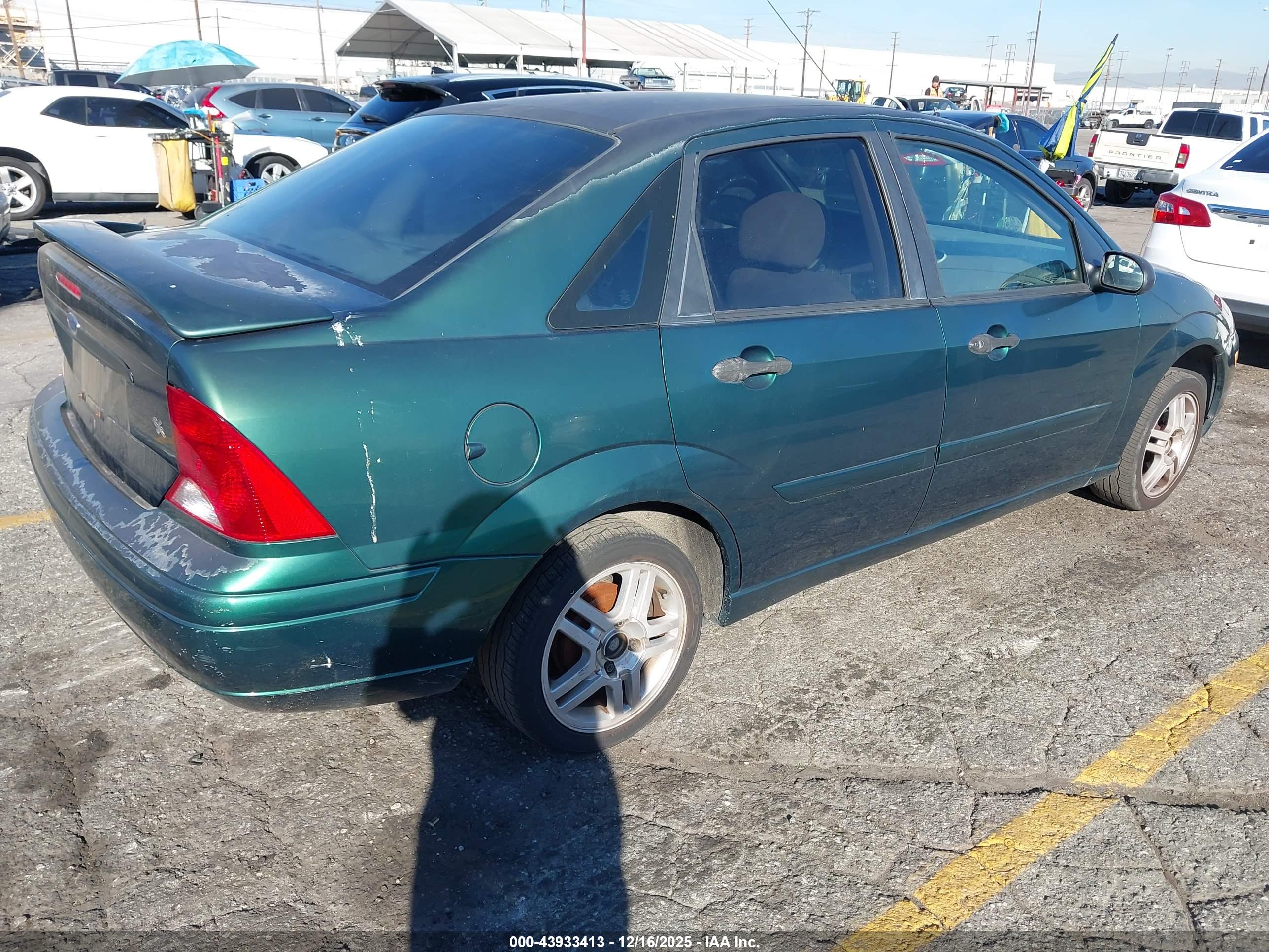 FORD FOCUS image 4