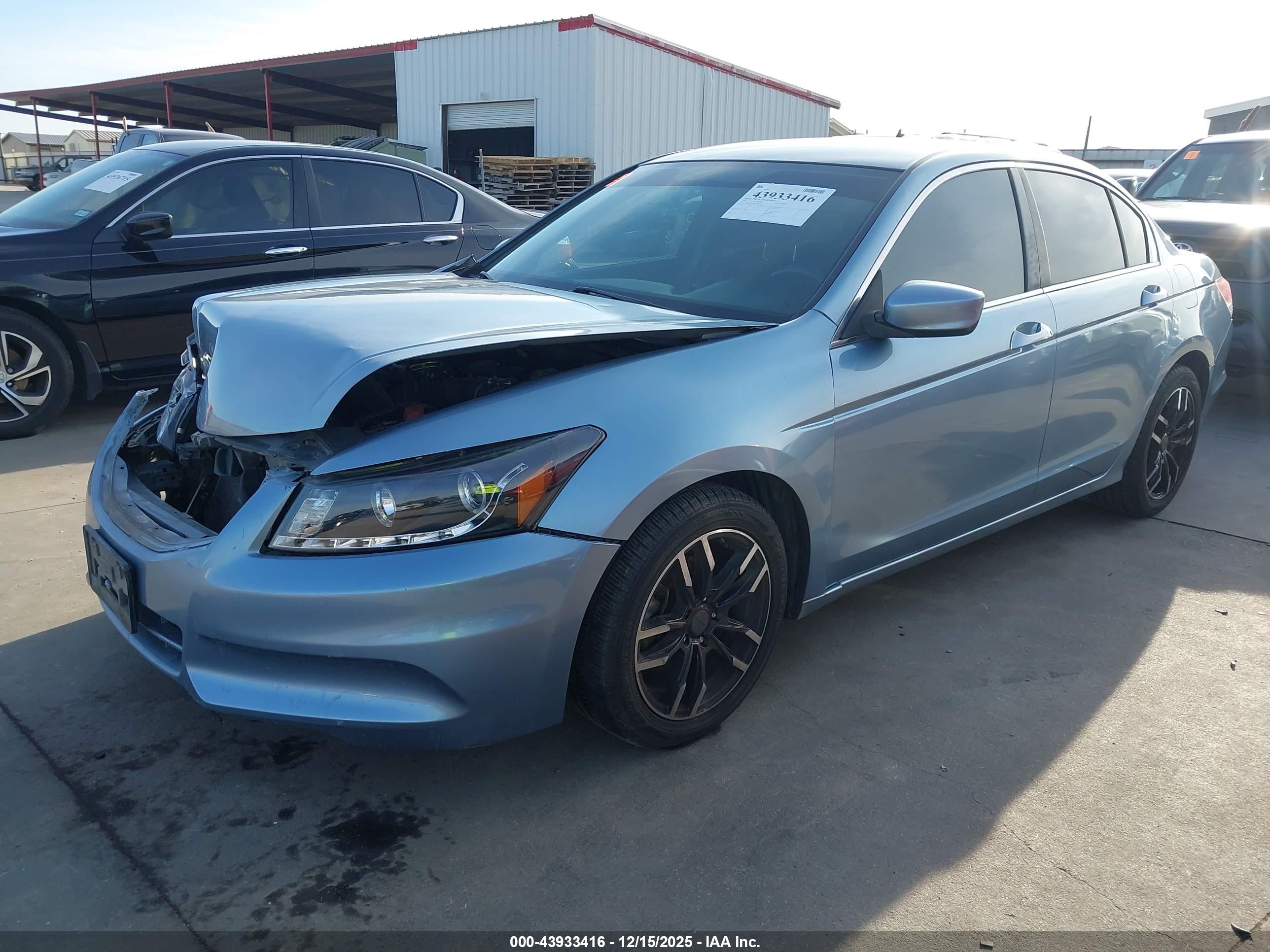 HONDA ACCORD image 2