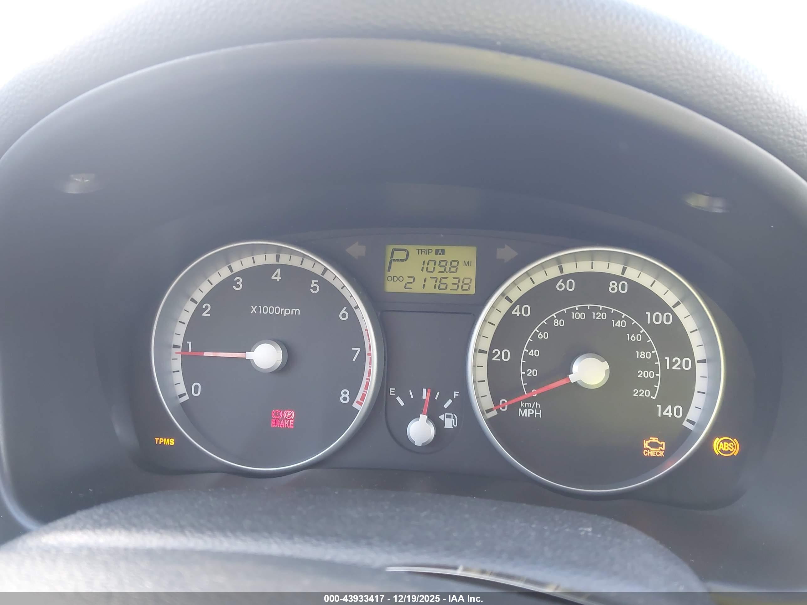 HYUNDAI ACCENT image 7