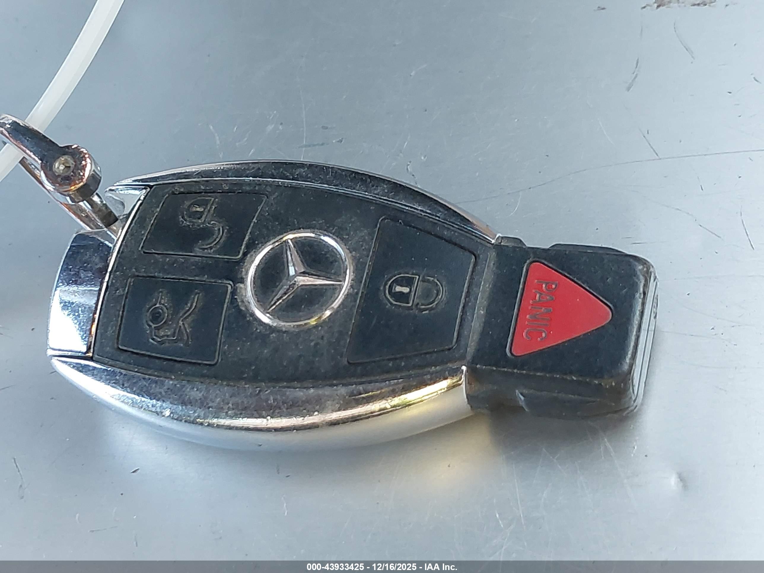 MERCEDES-BENZ S image 11