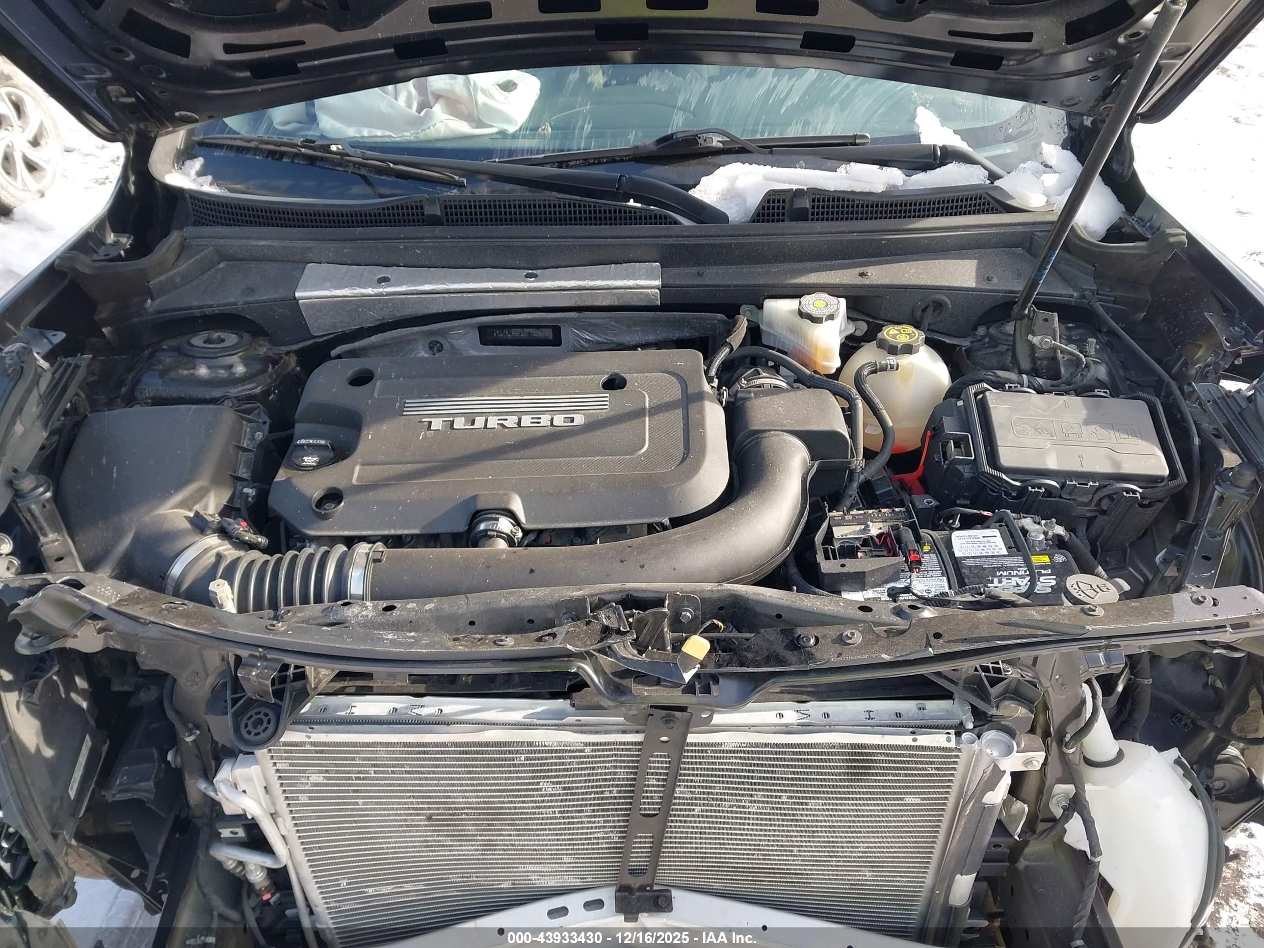 CADILLAC XT4 image 10