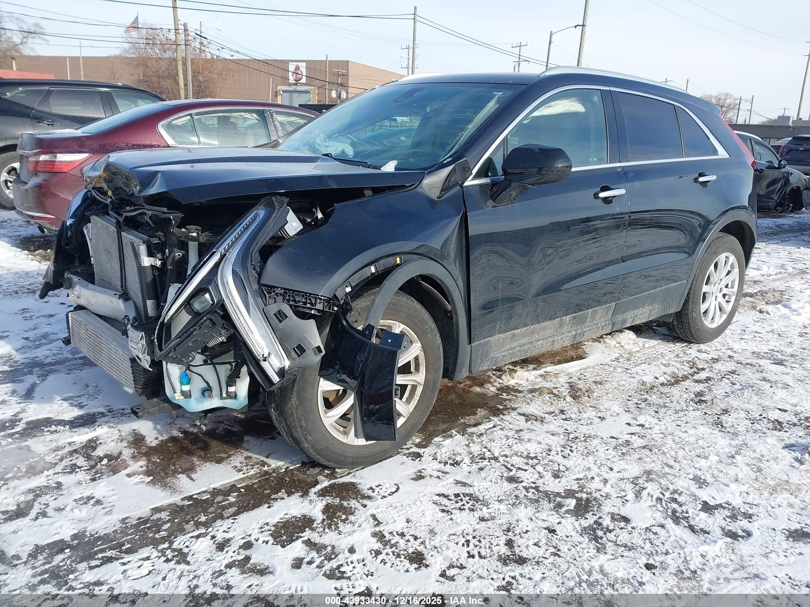 CADILLAC XT4 image 2