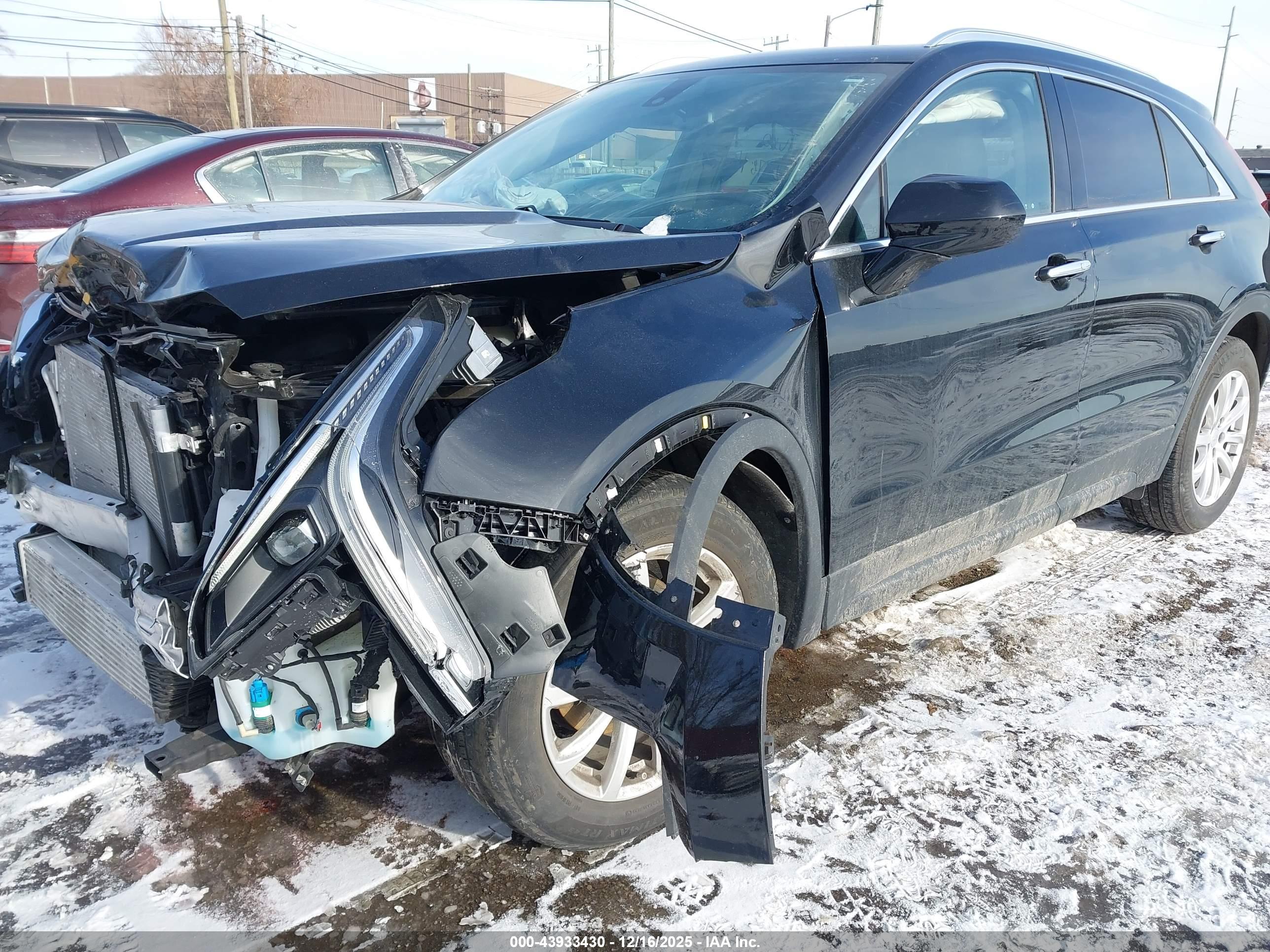CADILLAC XT4 image 6