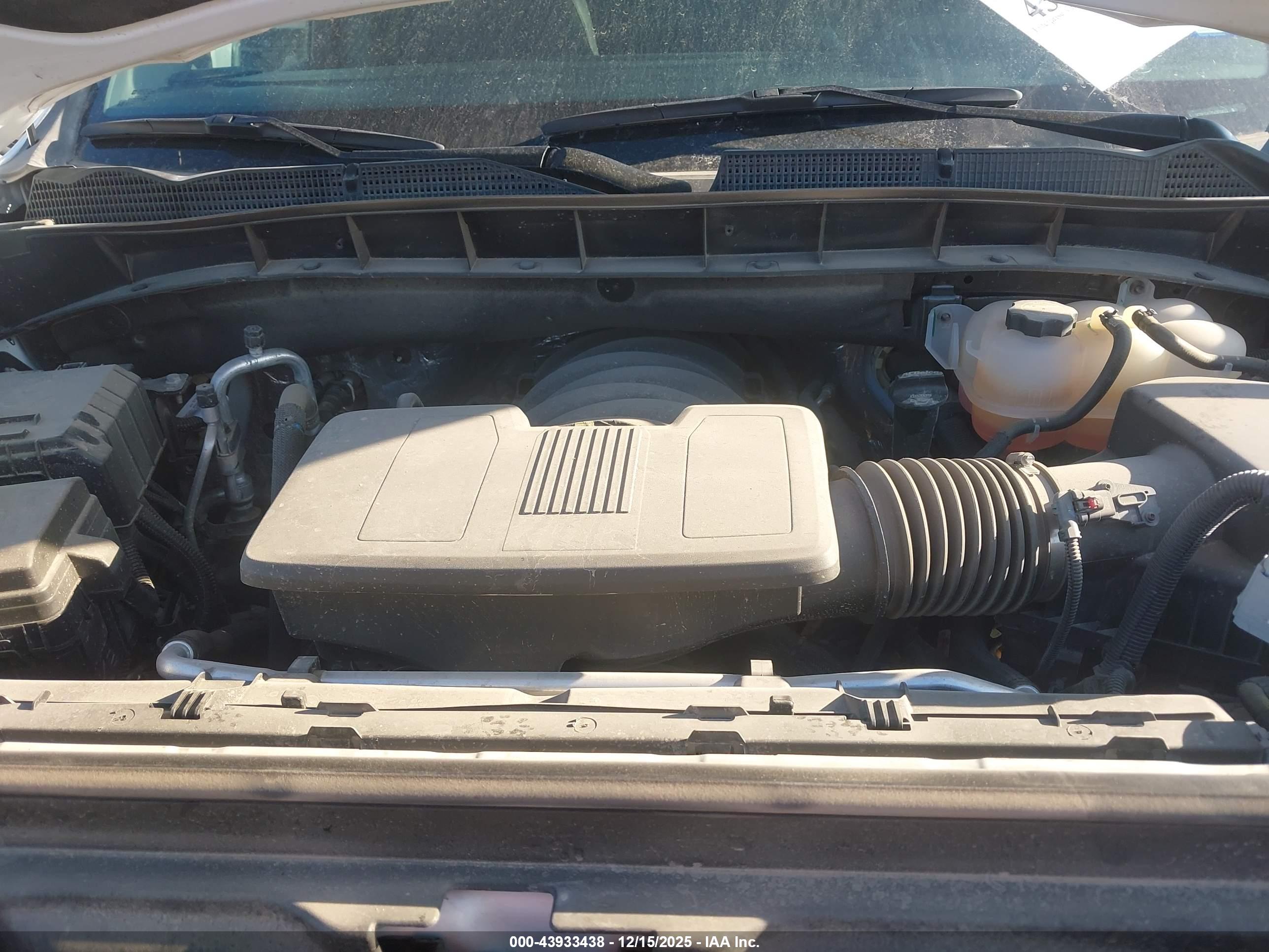 GMC SIERRA image 10