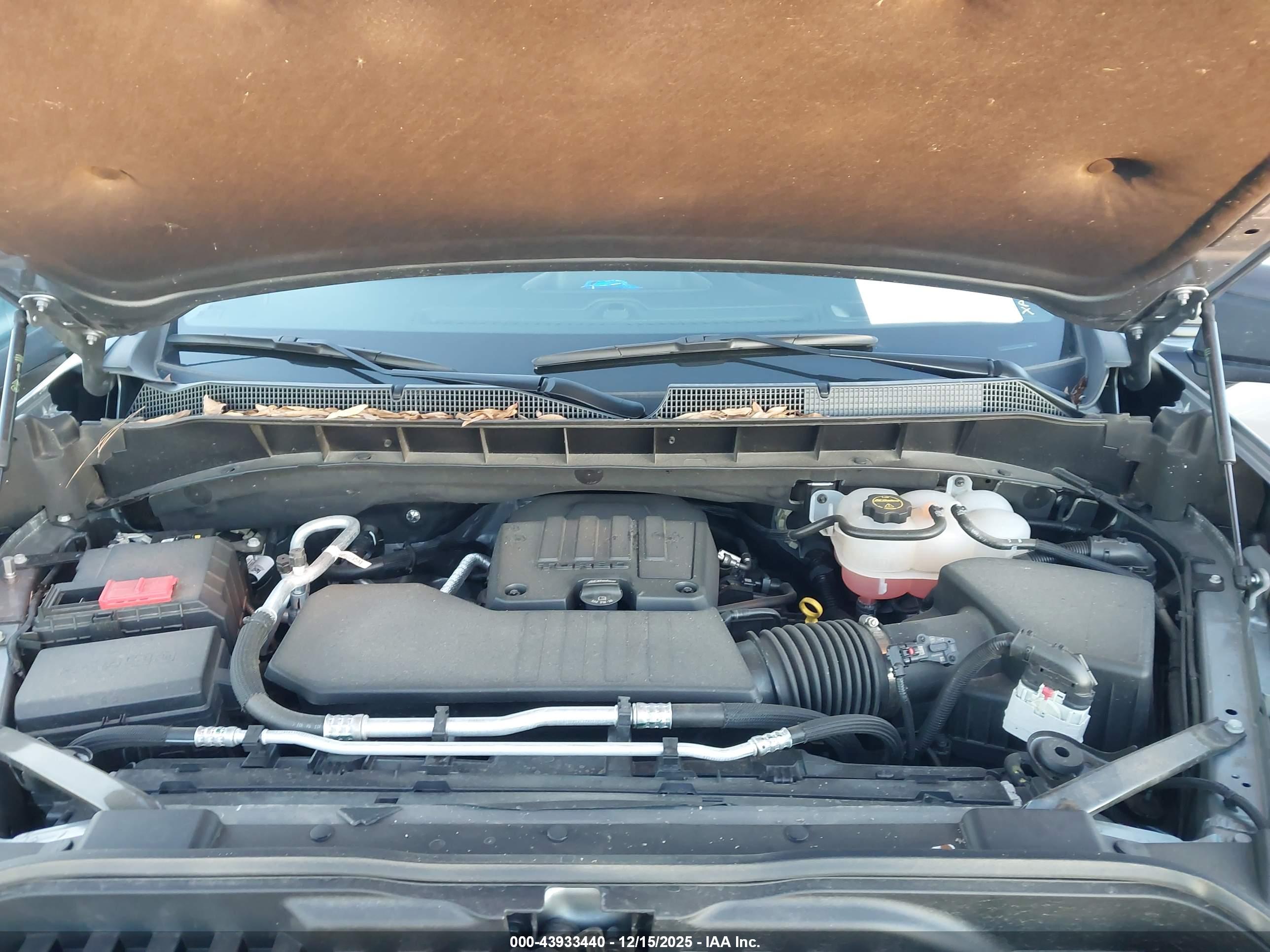 CHEVROLET SILVERADO image 10