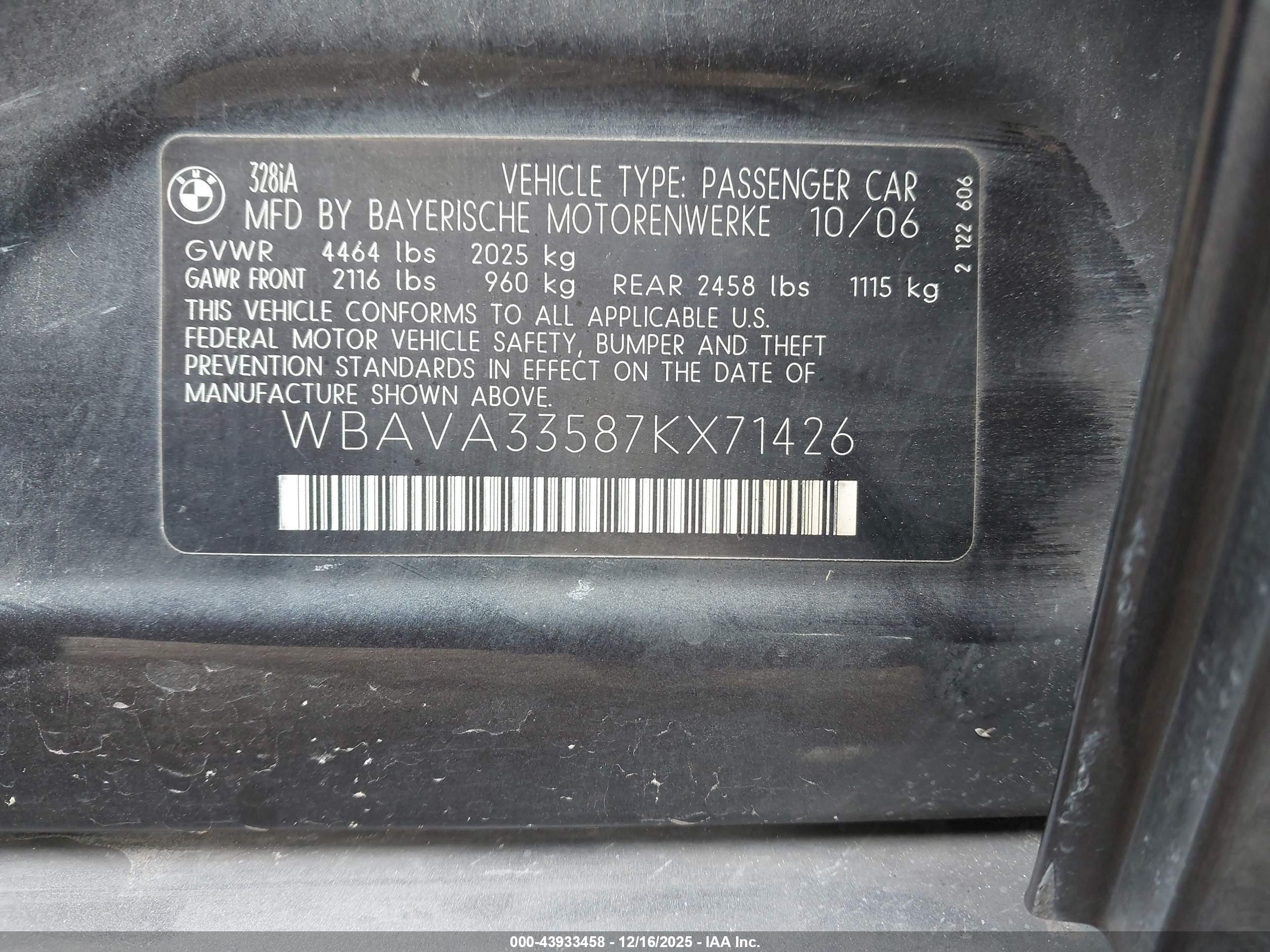 BMW 328I image 9