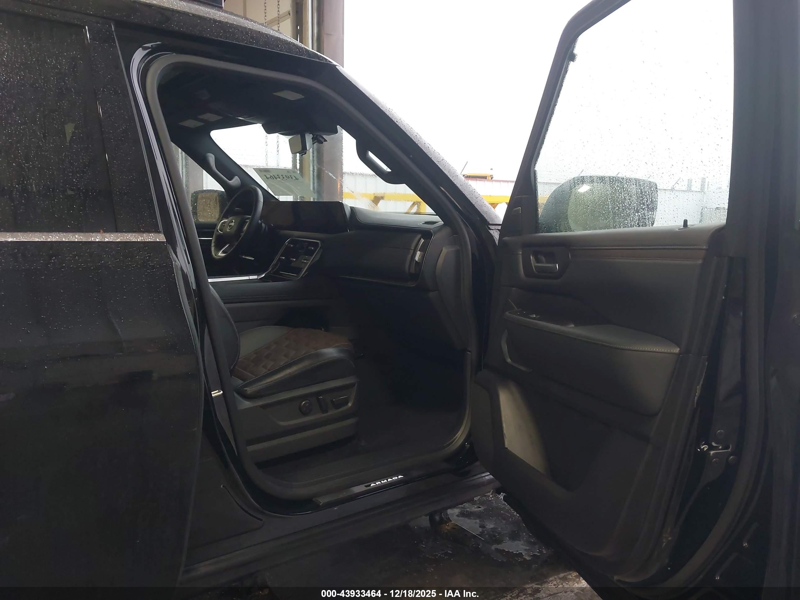 NISSAN ARMADA image 5