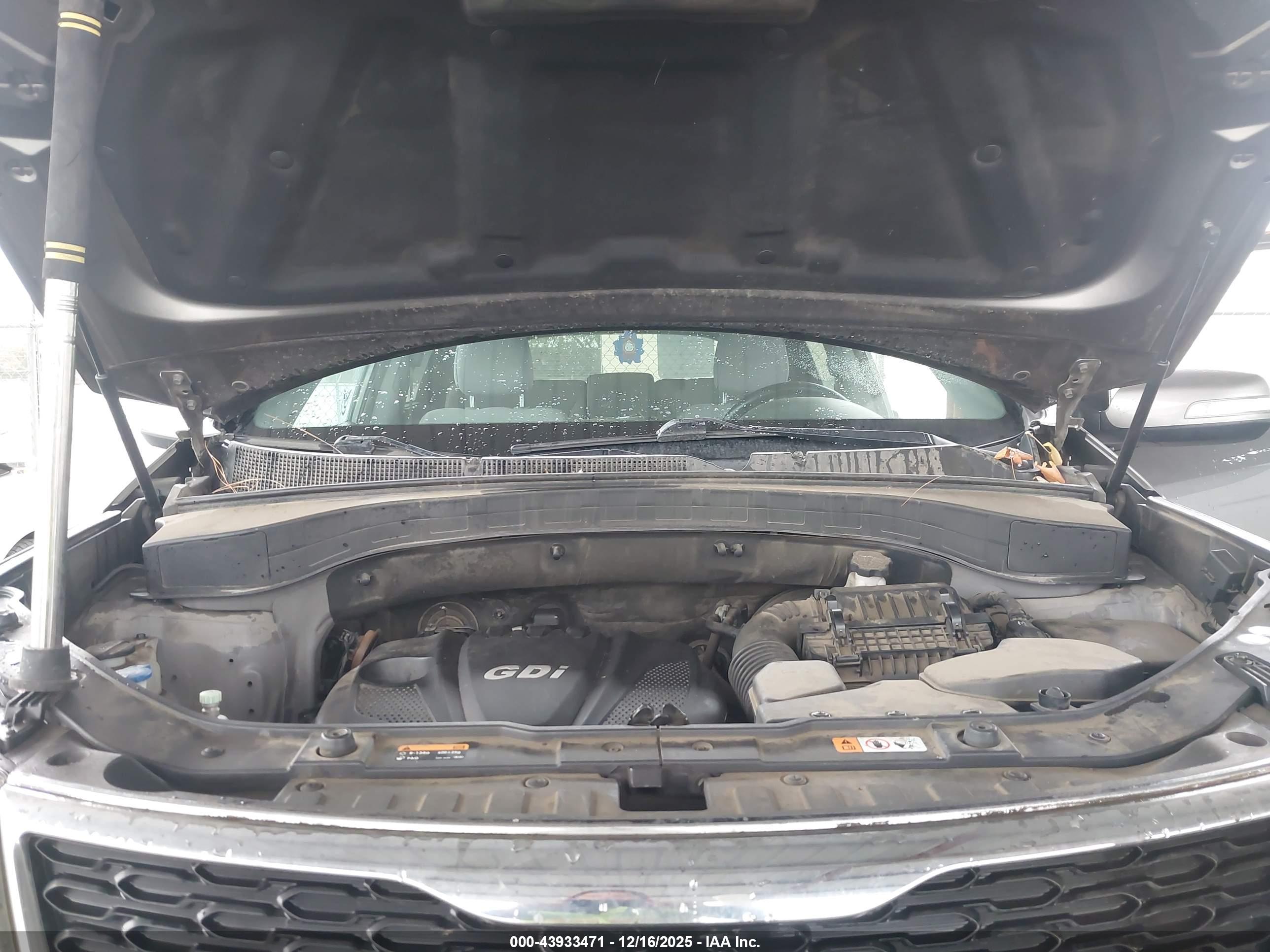 KIA SORENTO image 10