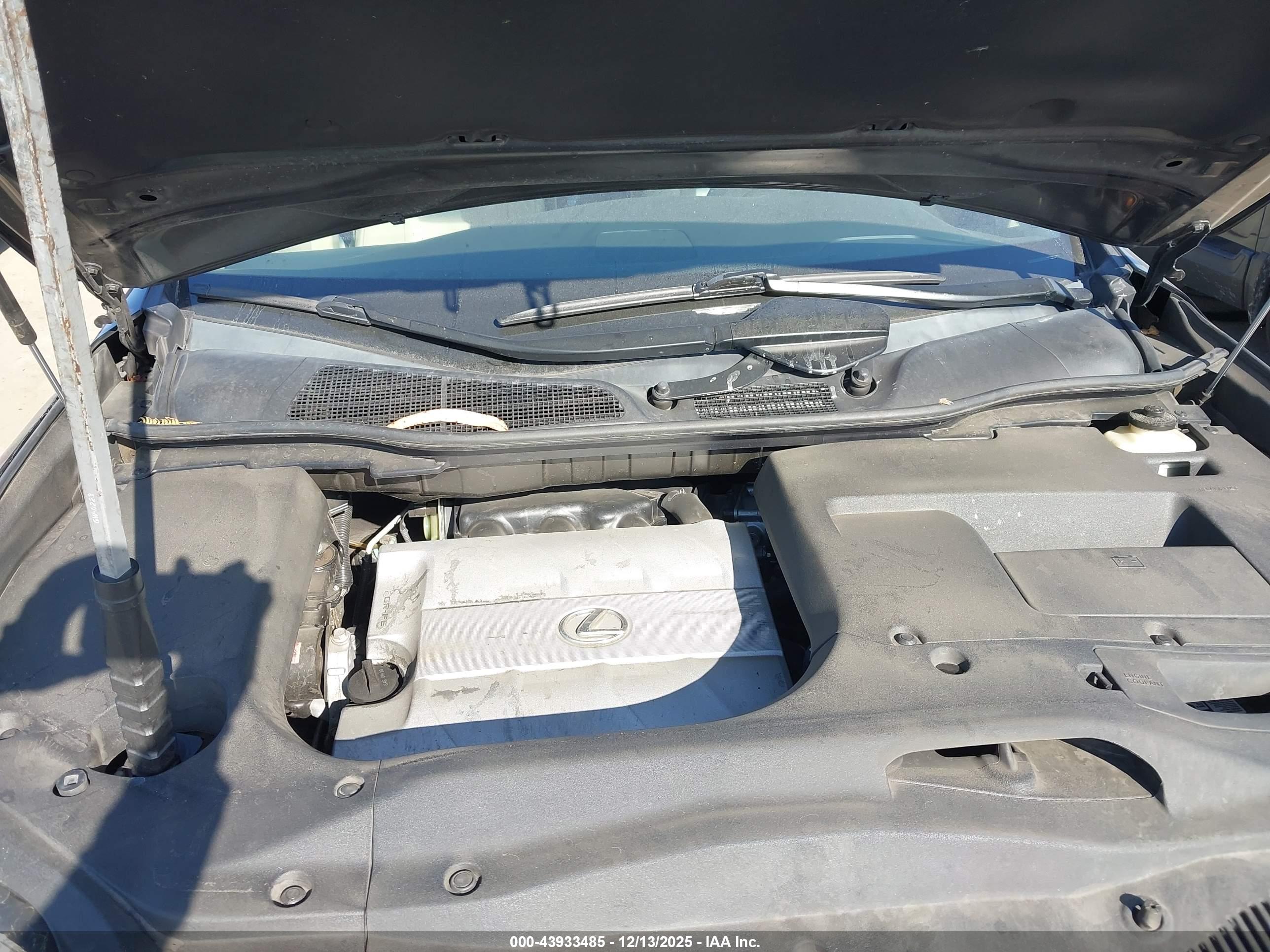 LEXUS RX image 10