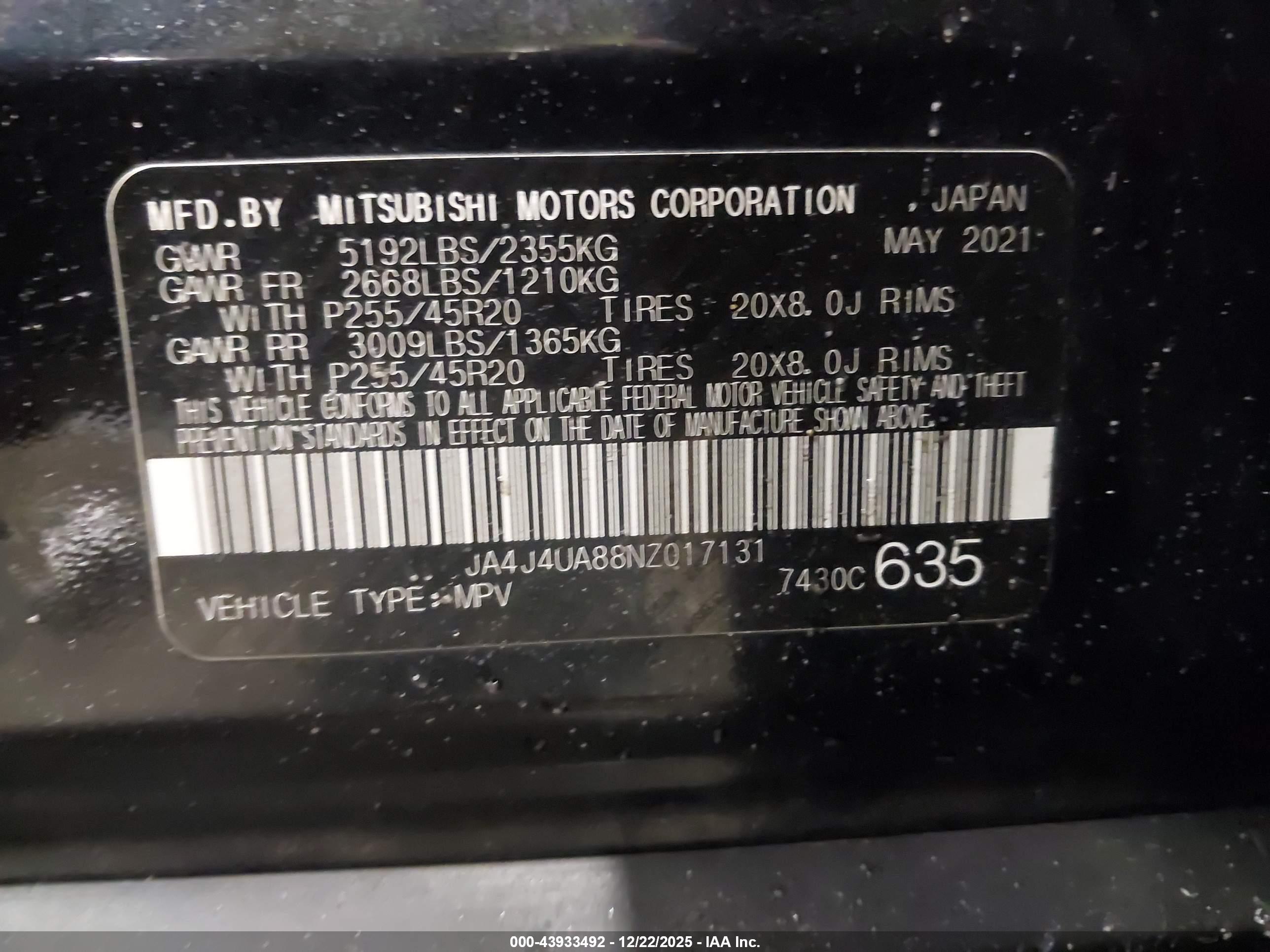 MITSUBISHI OUTLANDER image 9