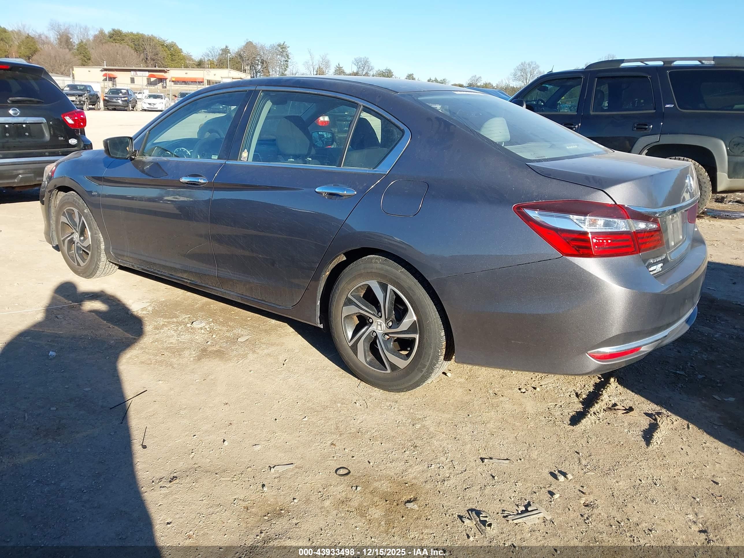 HONDA ACCORD image 3