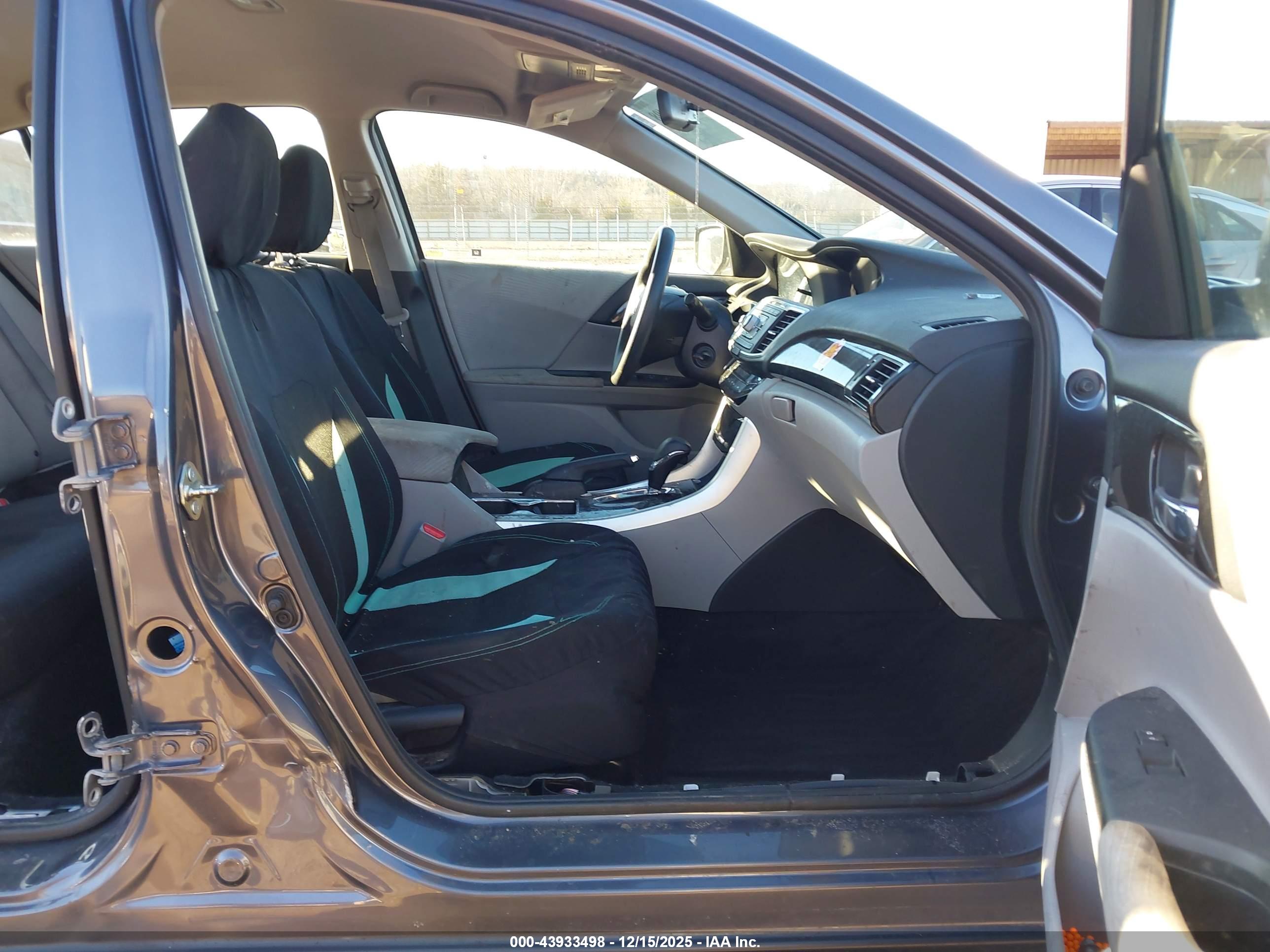 HONDA ACCORD image 5